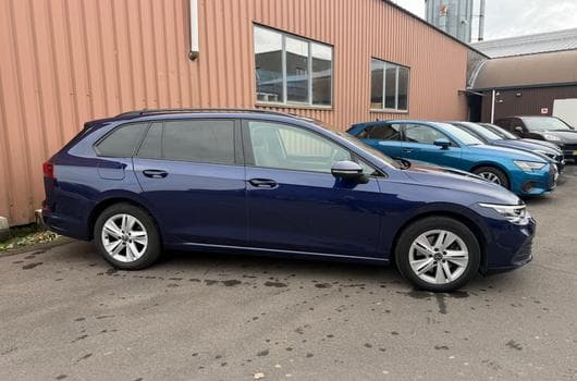 VW Golf 2.0 TDI 150CH Break DSG Life (2022) - Photo 2