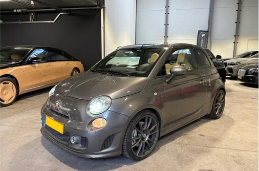 Abarth 695 EDIZIONE MASERATI/ *017of499* (2013) - Foto 10