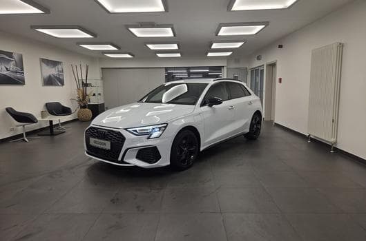 Audi A3 Sportback S line 1.4 TFSIe 204 CV / 150 kW S tronic (2021) - Photo 3
