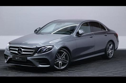 Mercedes E 220 d Limousine AMG Line 9g - Tronic (2019) - Foto 12