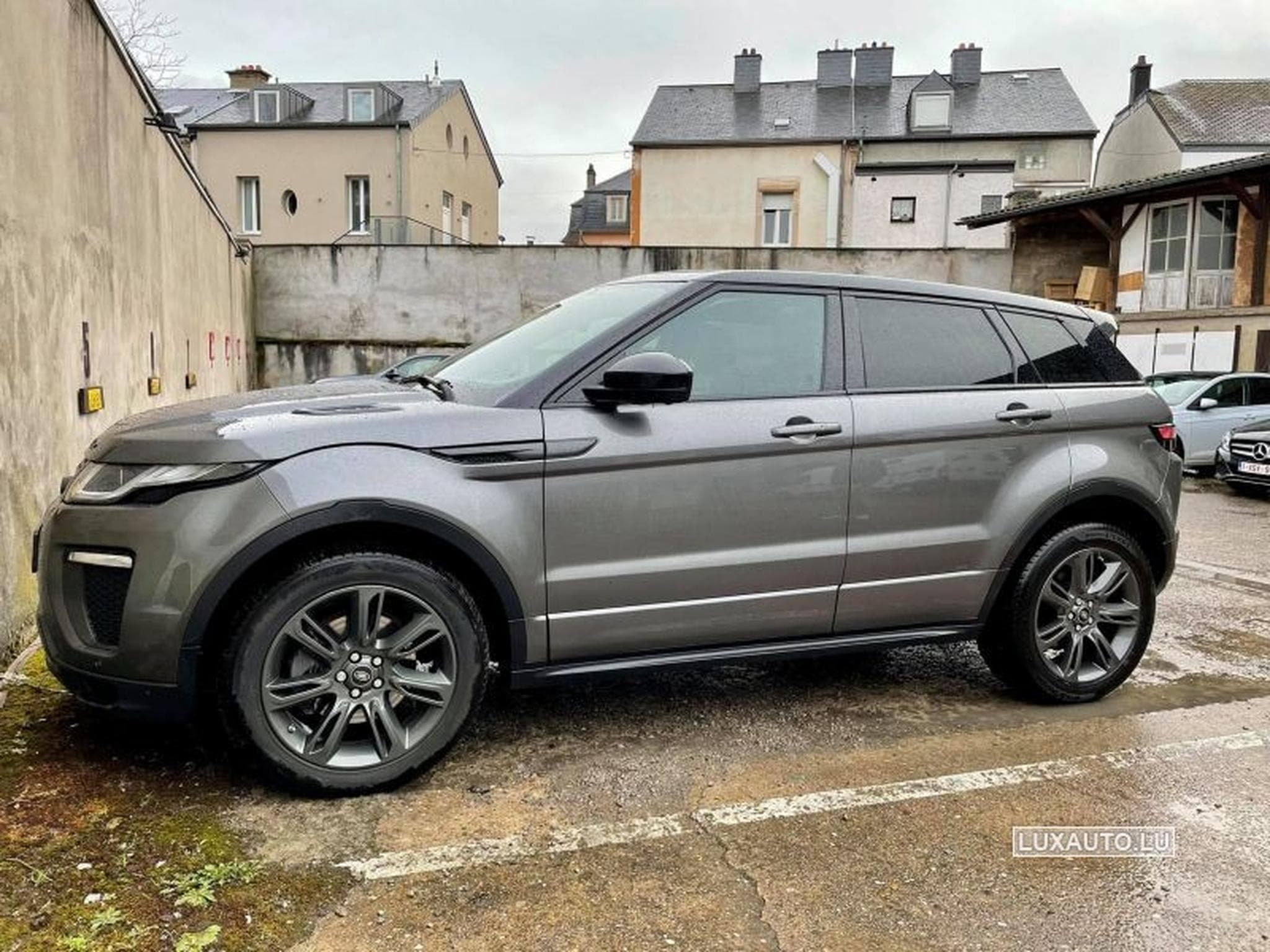 Land-Rover Range Rover Evoque 2.0 TD4 Landmark Edition 4WD Auto. (2018) - Foto 2