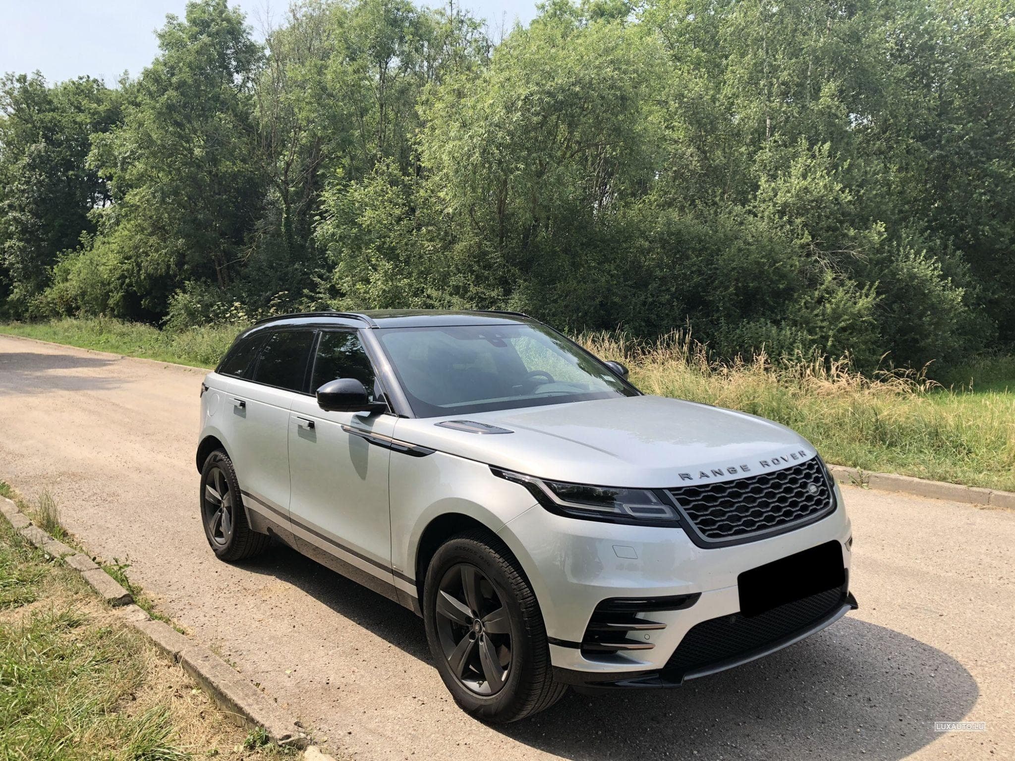 Land-Rover Range Rover Velar P300 R-Dynamic S Auto. (2020) - Photo 1
