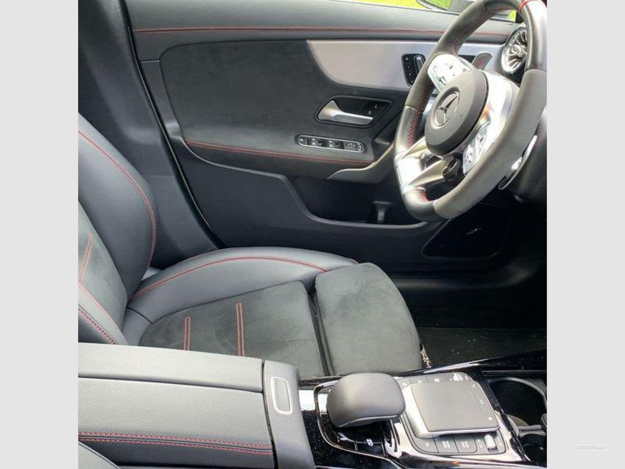 Mercedes CLA 45 AMG Shooting Brake 45 S AMG 4Matic 8G-DCT (2020) - Foto 5