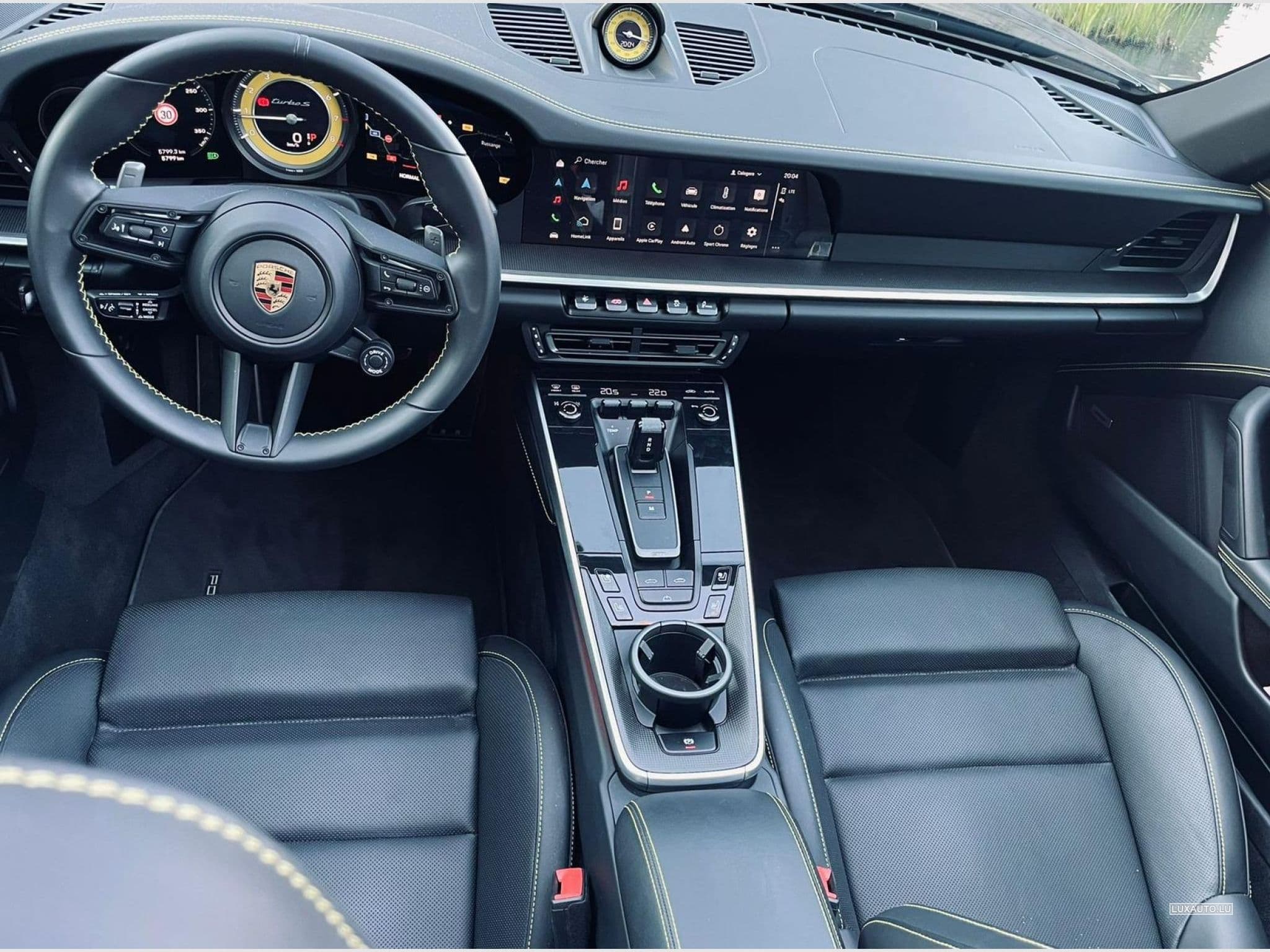 Porsche 911 Cabriolet 3.8 Turbo S PDK (2022) - Photo 11