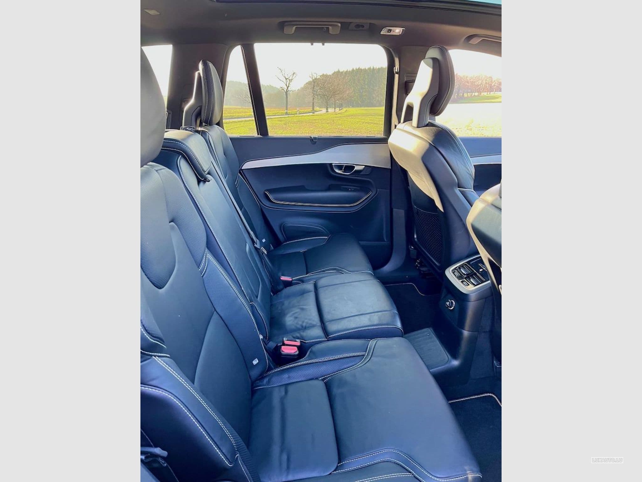 Volvo XC90 T8 Twin Engine R-Design 7 Places (2020) - Foto 13