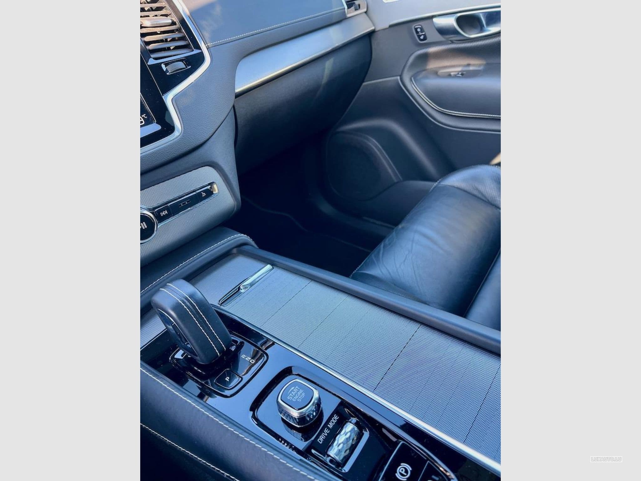 Volvo XC90 T8 Twin Engine R-Design 7 Places (2020) - Foto 6