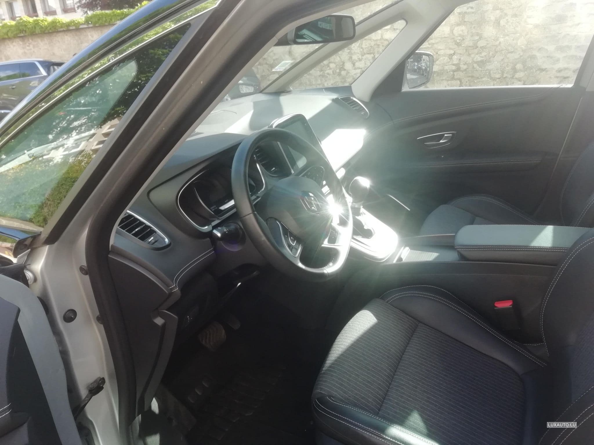 Renault Grand Scenic Intens (2021) - Foto 15