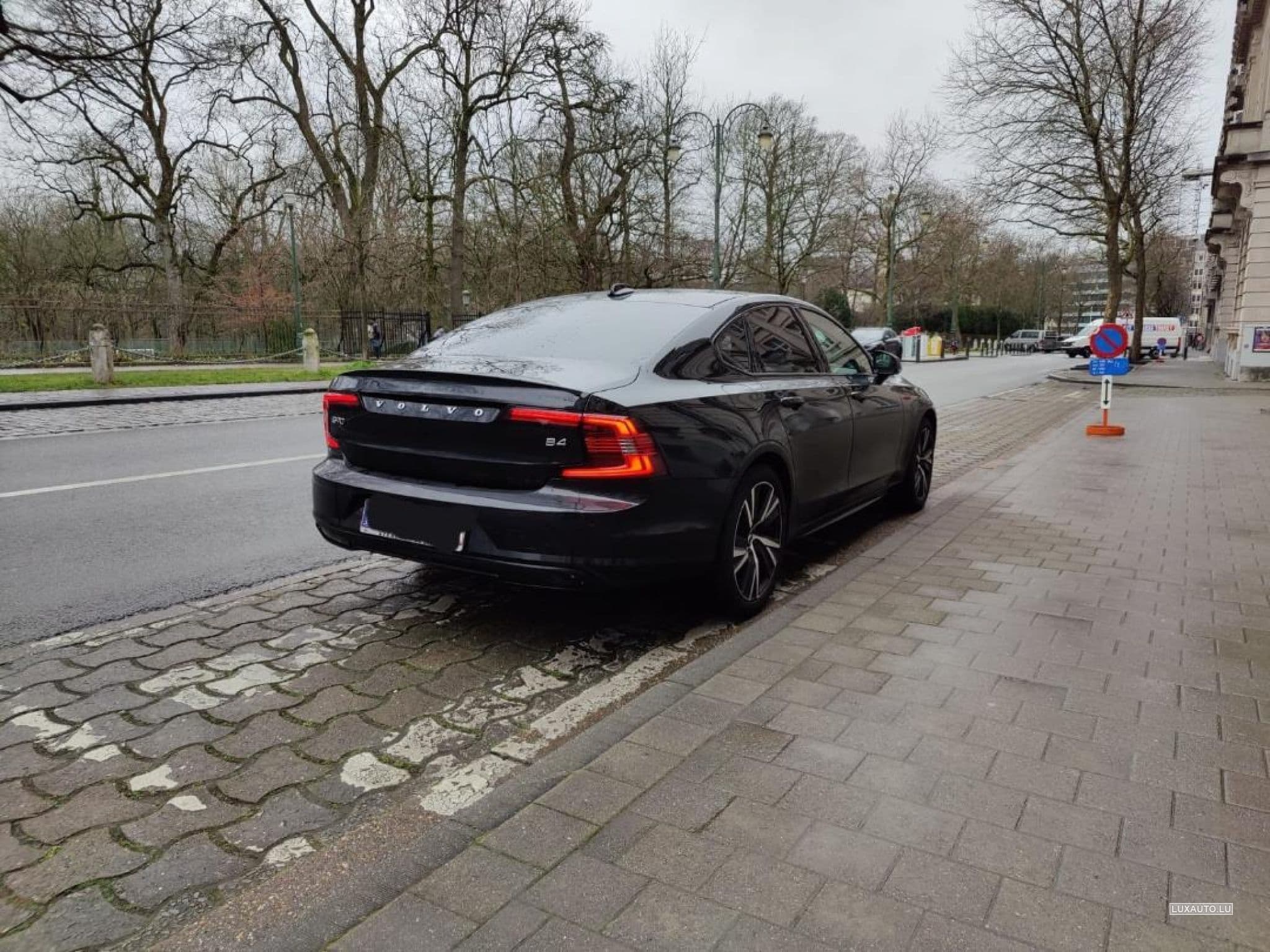 Volvo S90 2022 R-Design, B4 Mild Hybrid, 197 HP, Automatic (2022) - Foto 10