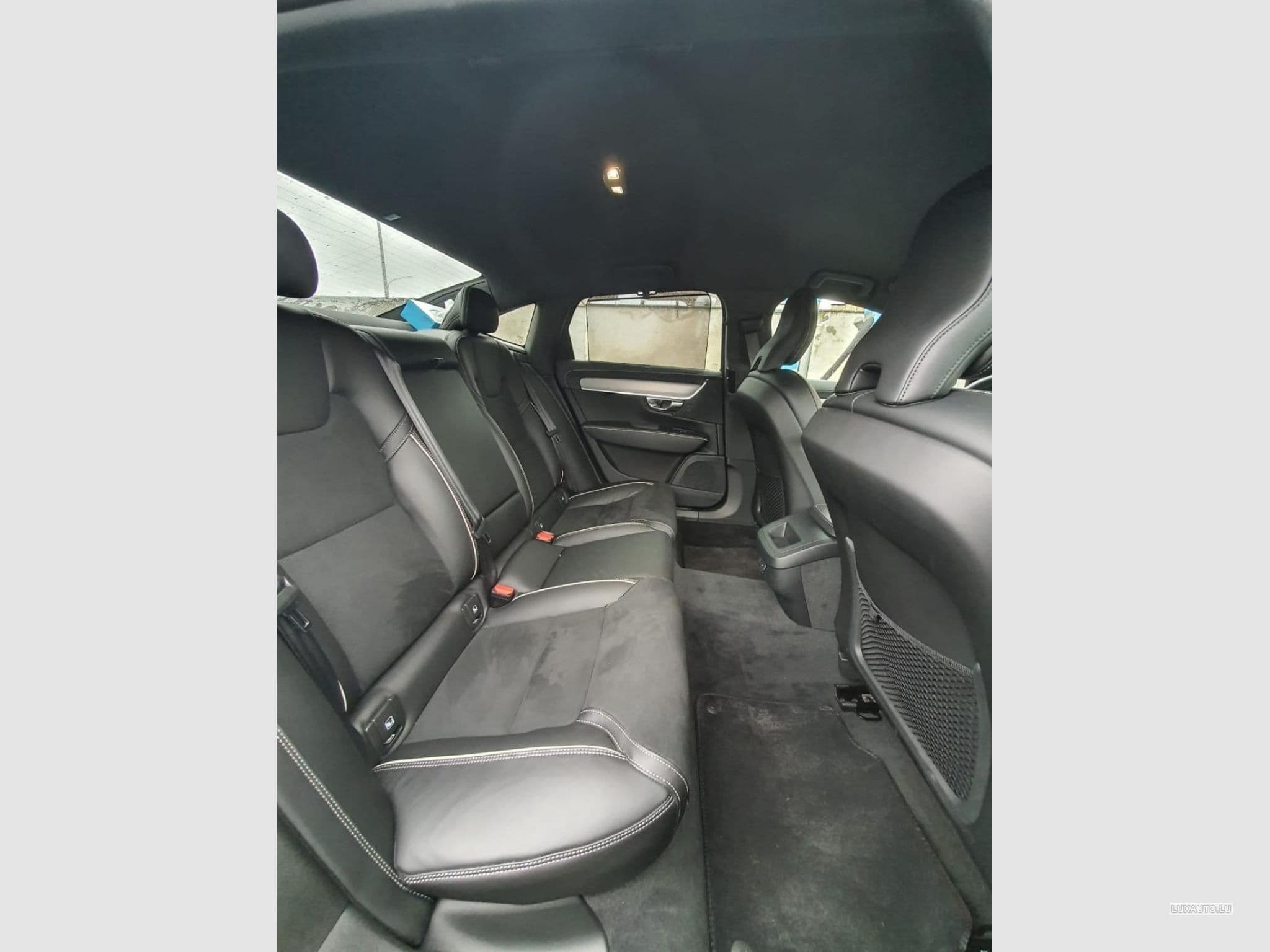 Volvo S90 2022 R-Design, B4 Mild Hybrid, 197 HP, Automatic (2022) - Foto 9