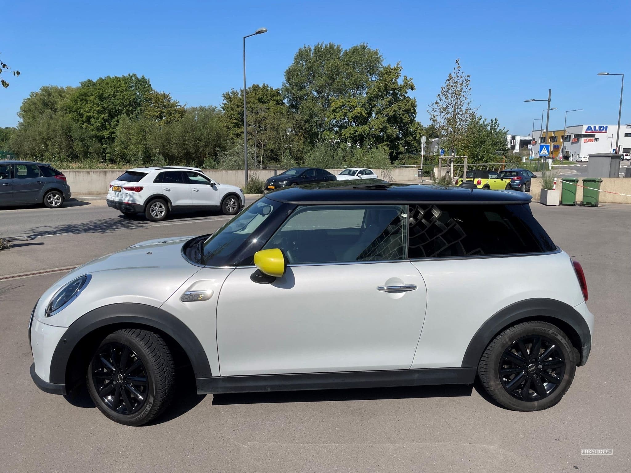 Mini Cooper SE (2021) - Photo 6