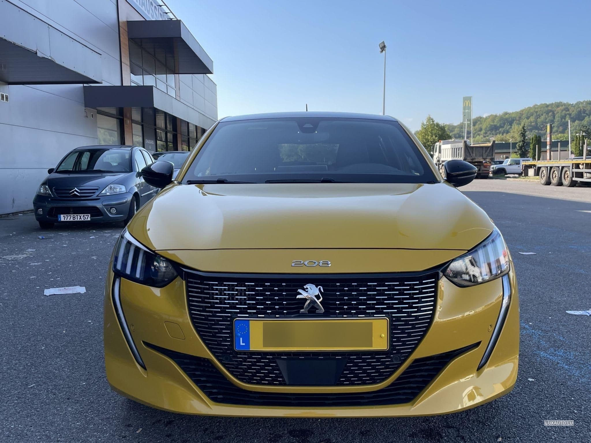 Peugeot 208 GT (2022) - Photo 2