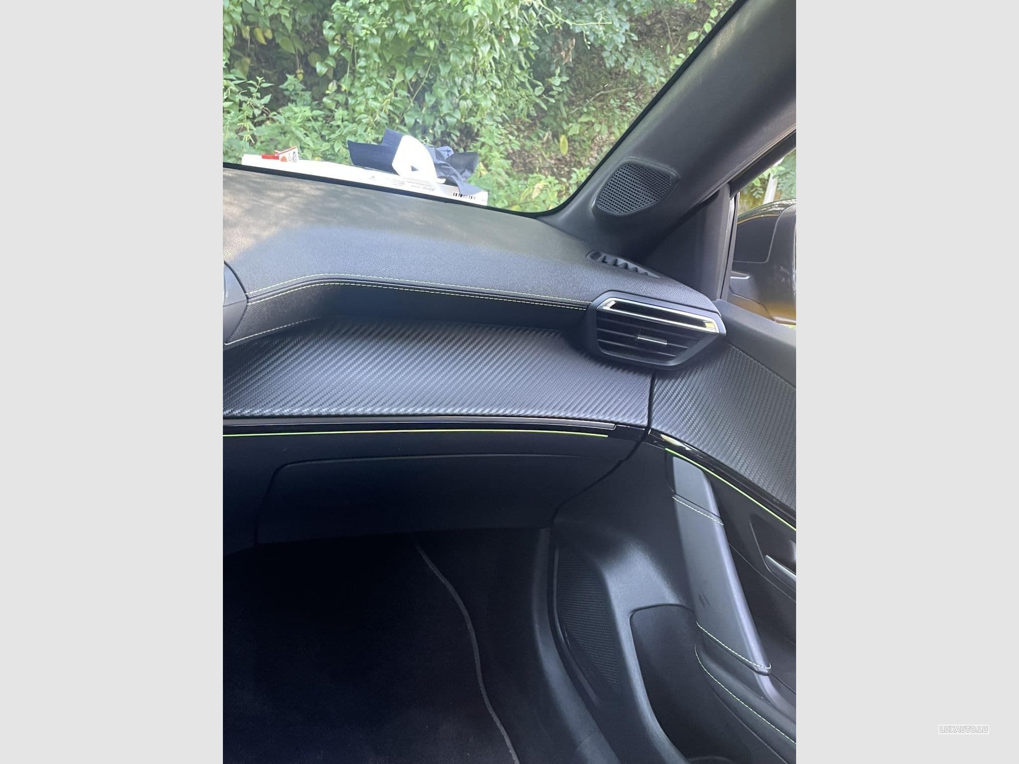 Peugeot 208 GT (2022) - Photo 9