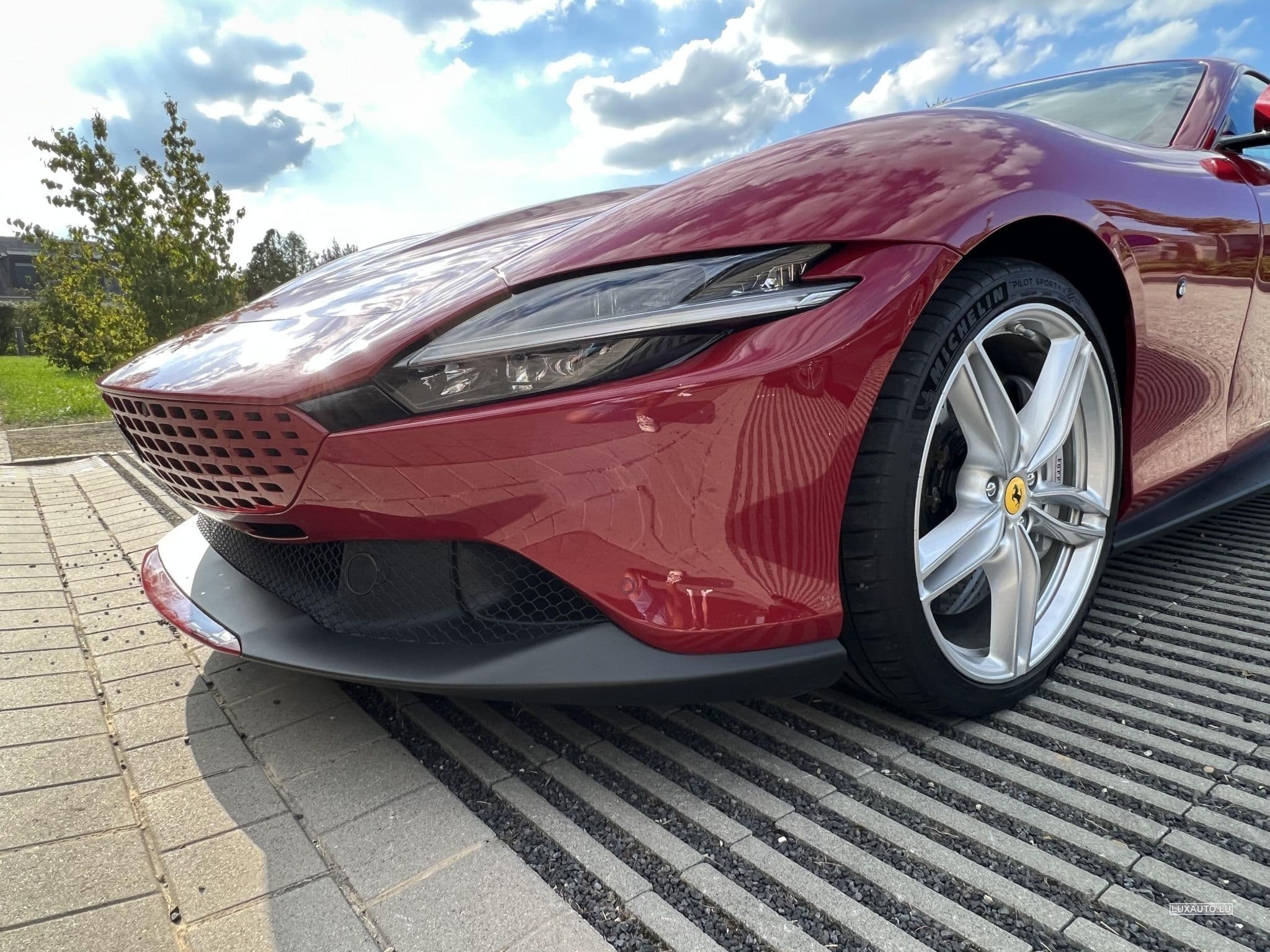 Ferrari Roma (2021) - Foto 2