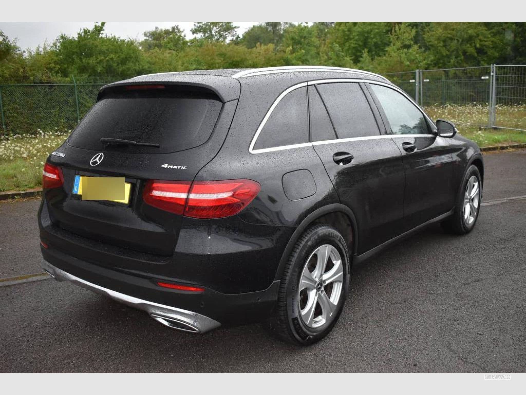 Mercedes GLC 220 (2016) - Photo 12