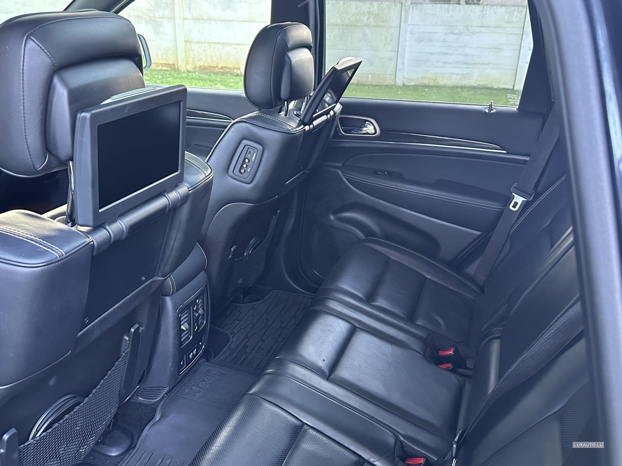 Jeep Cherokee Overland V6 3.0 D (2015) - Photo 7