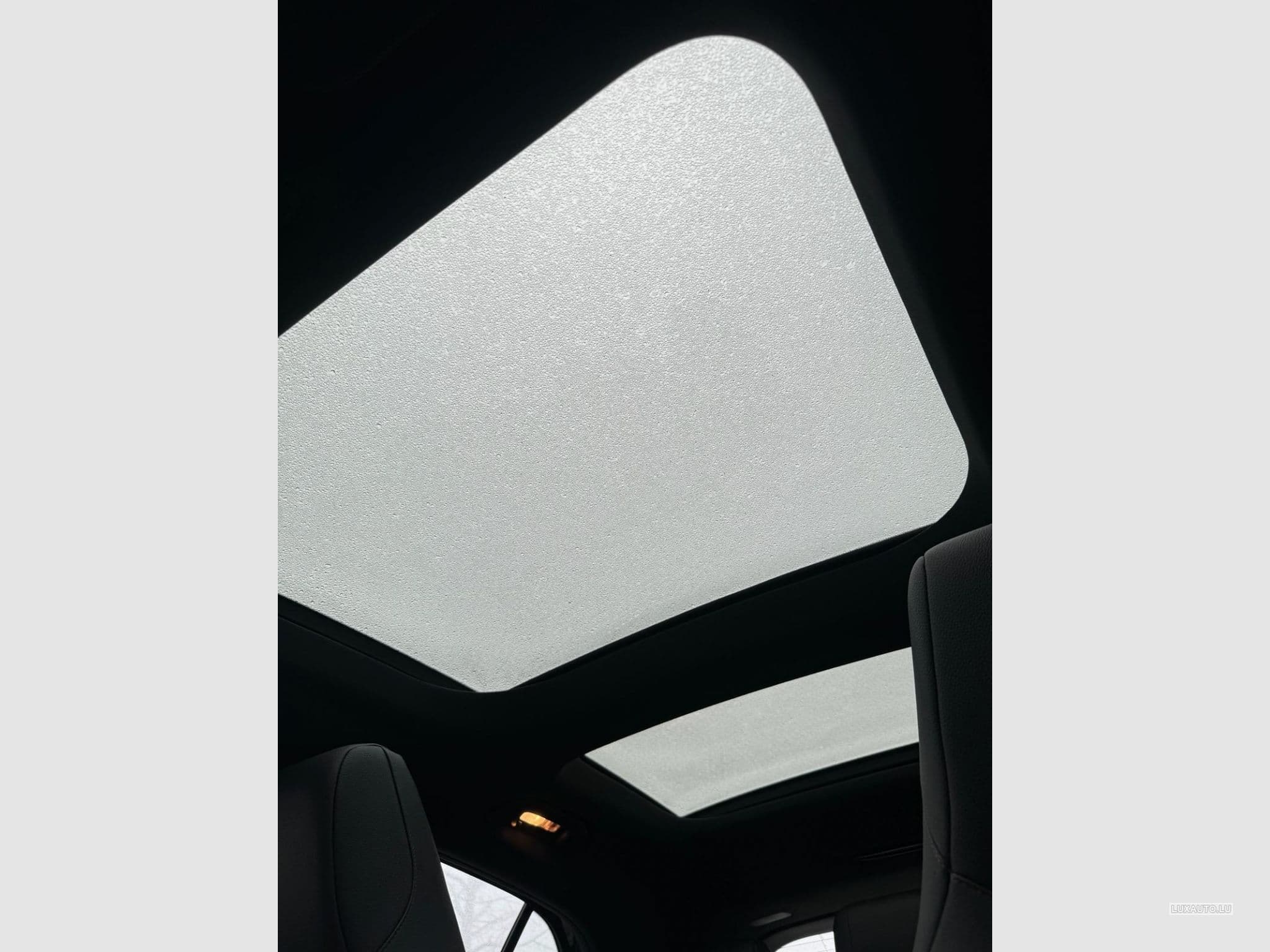 Mercedes GLA 180 Sporty Utilitiy AMG LINE (2019) - Photo 10