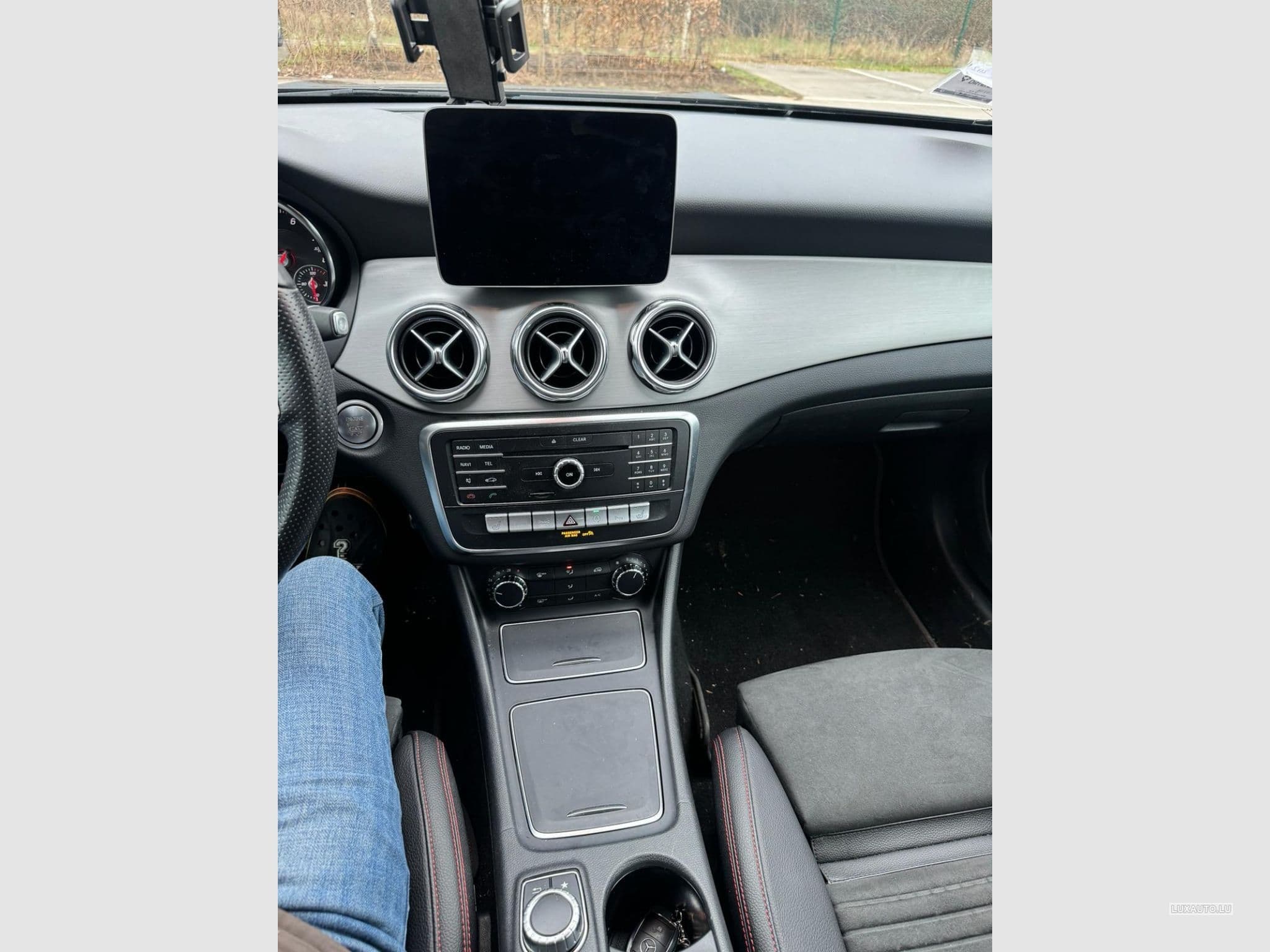 Mercedes GLA 180 Sporty Utilitiy AMG LINE (2019) - Photo 6