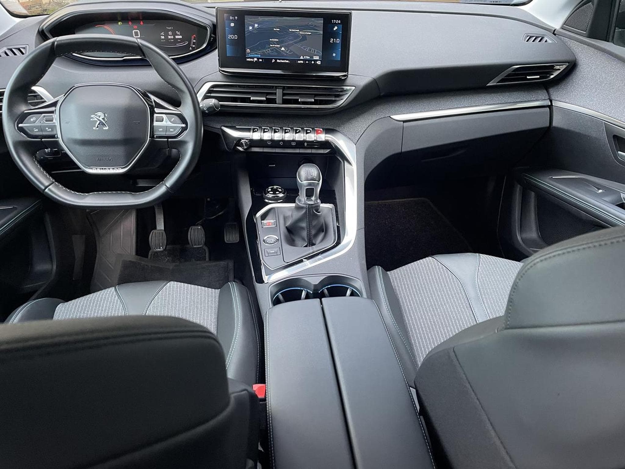 Peugeot 5008 1.5 BLUEHDI 130 ALLURE I-COCKPIT GPS 7PL (2021) - Photo 3