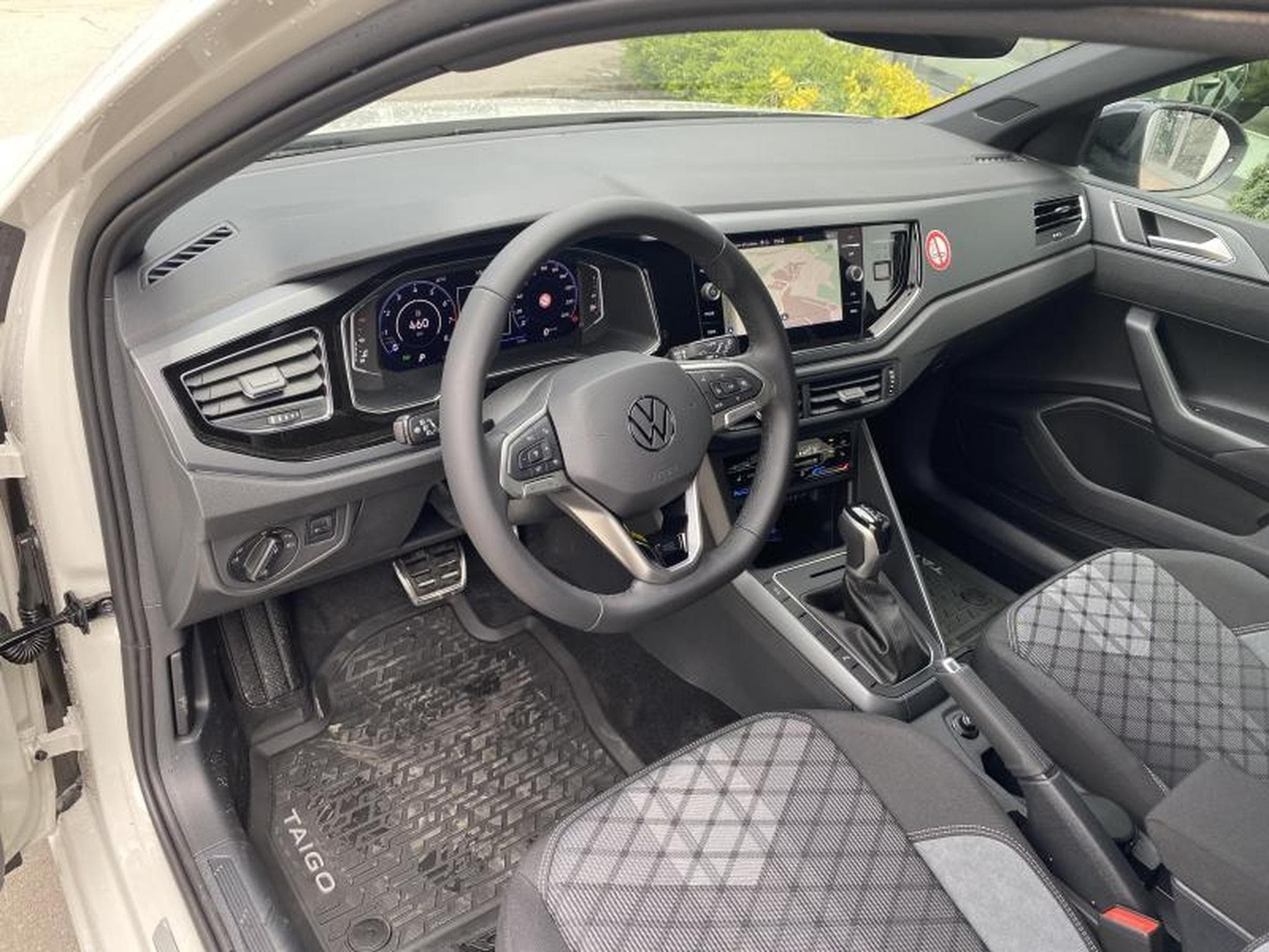 VW Taigo R-Line (2024) - Photo 7