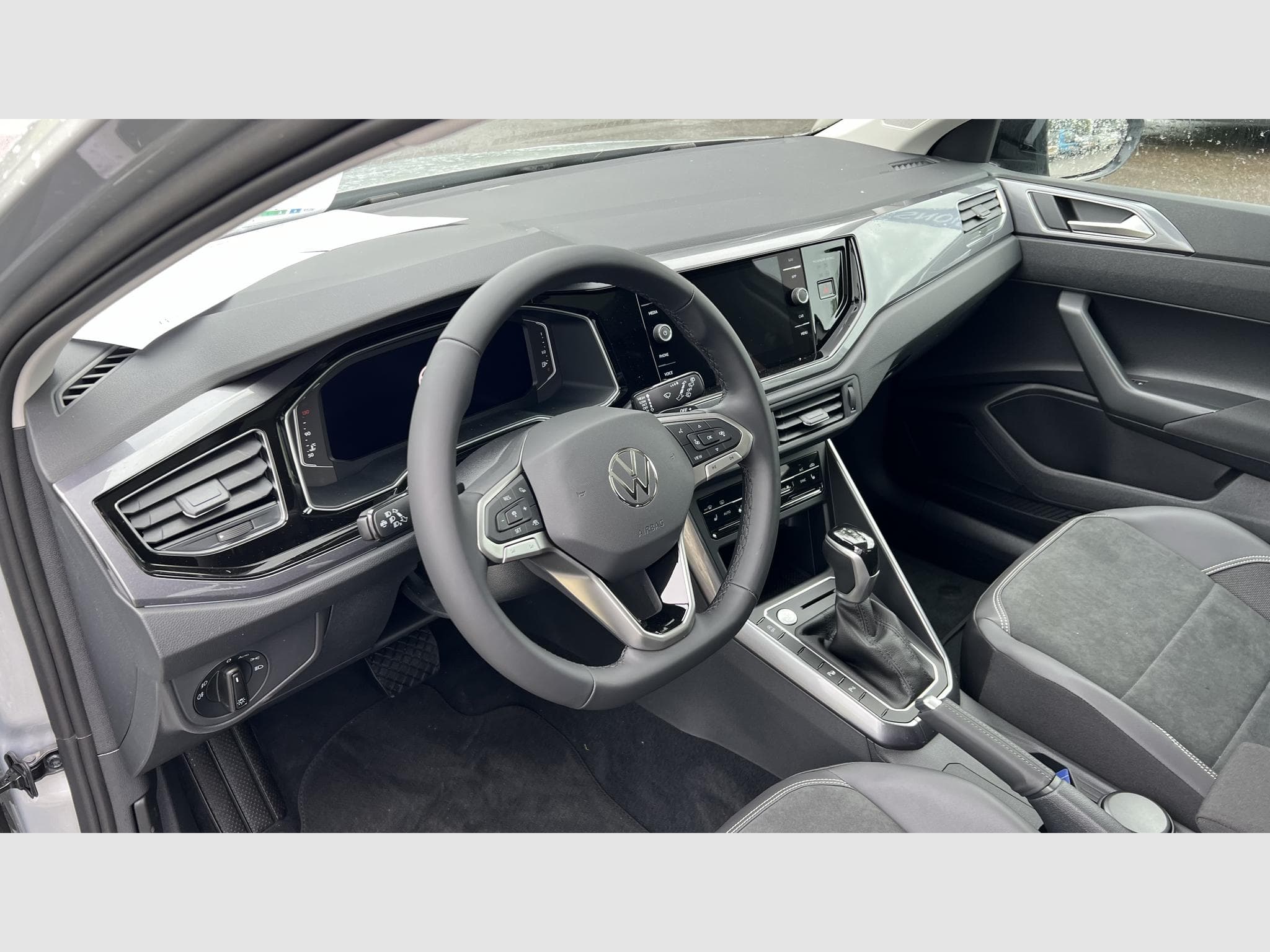 VW Taigo Taigo Style 1.5 TSI 110 kW DSG7 (2024) - Foto 7