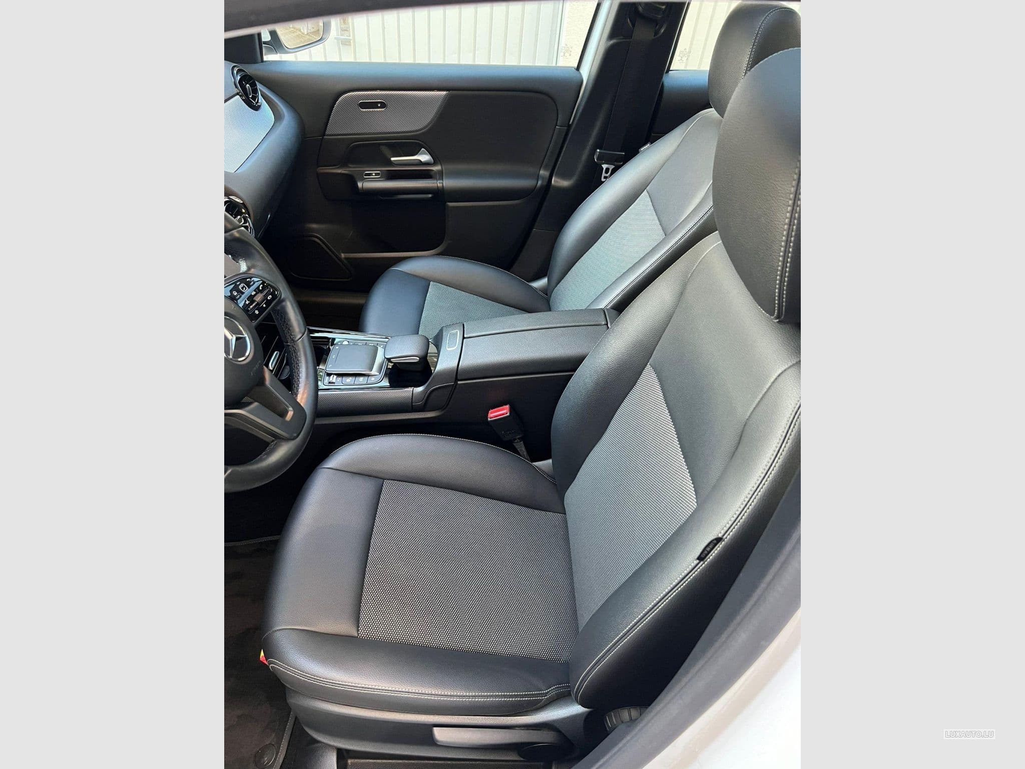 Mercedes GLA 200 (2021) - Photo 12