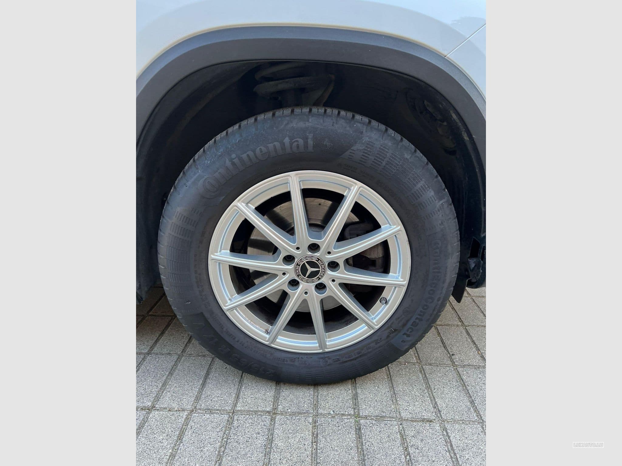 Mercedes GLA 200 (2021) - Photo 3