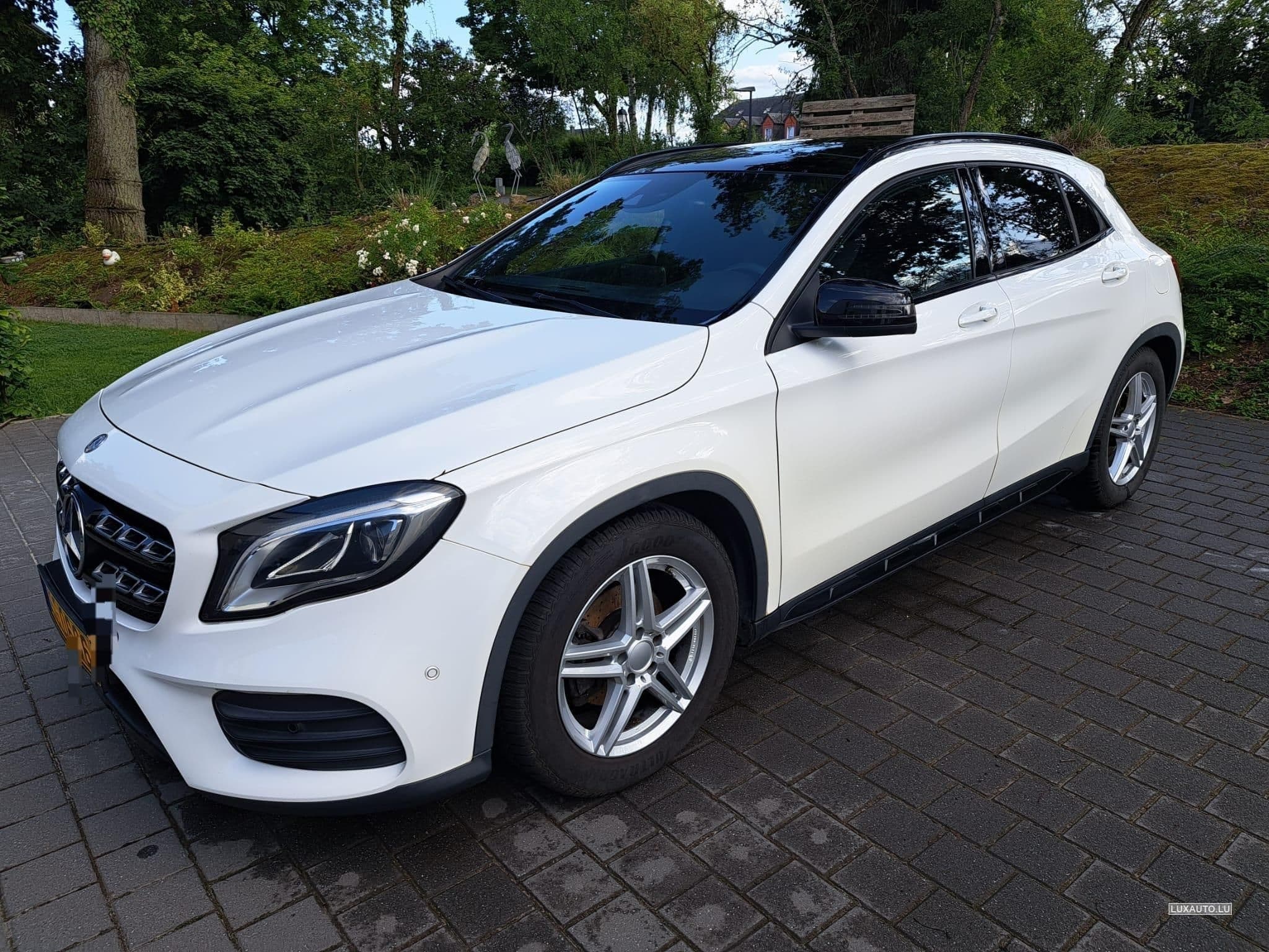 Mercedes GLA 180 AMG Line / night edition (2018) - Foto 4