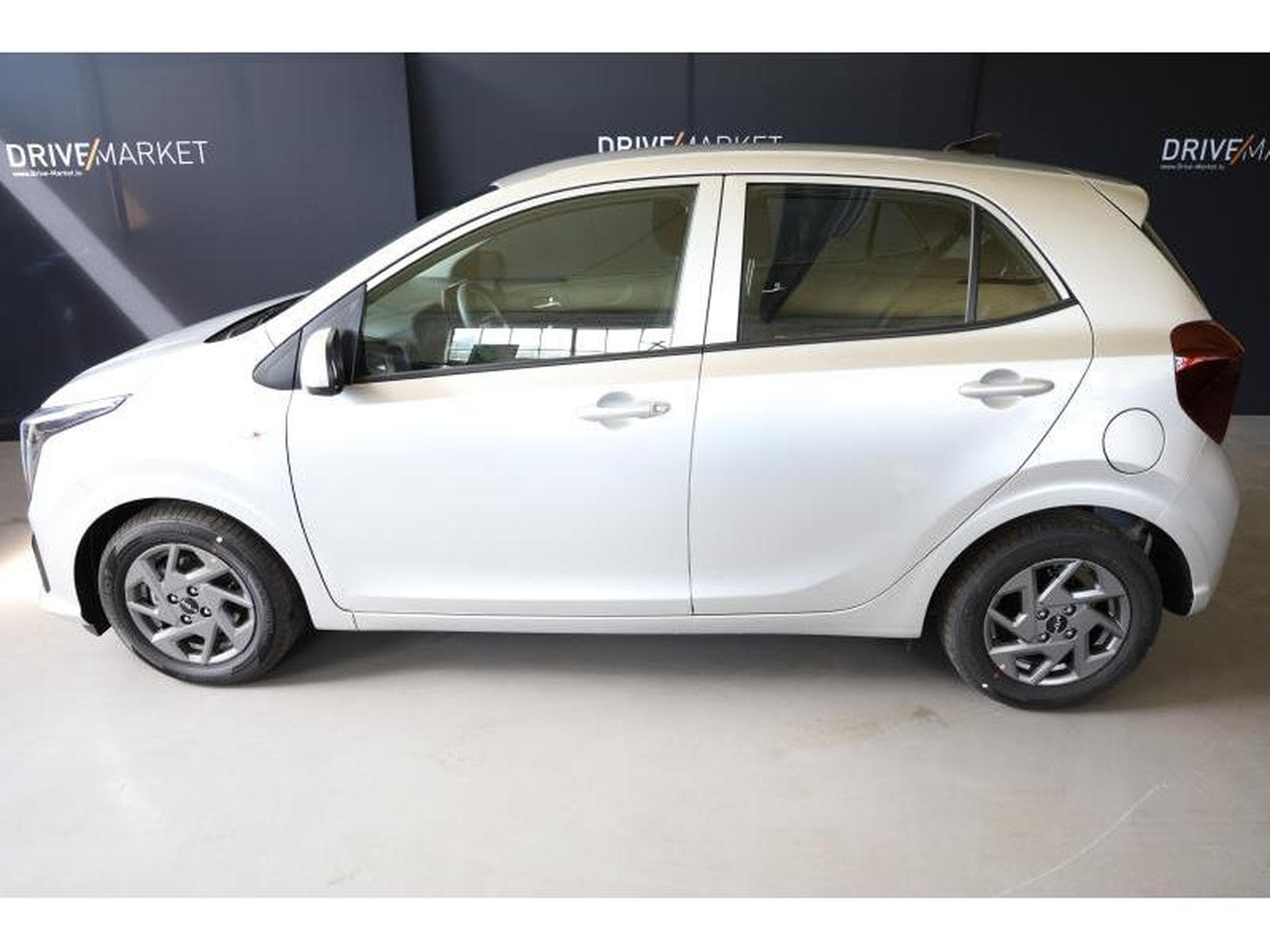 Kia Picanto Pulse (2024) - Photo 14