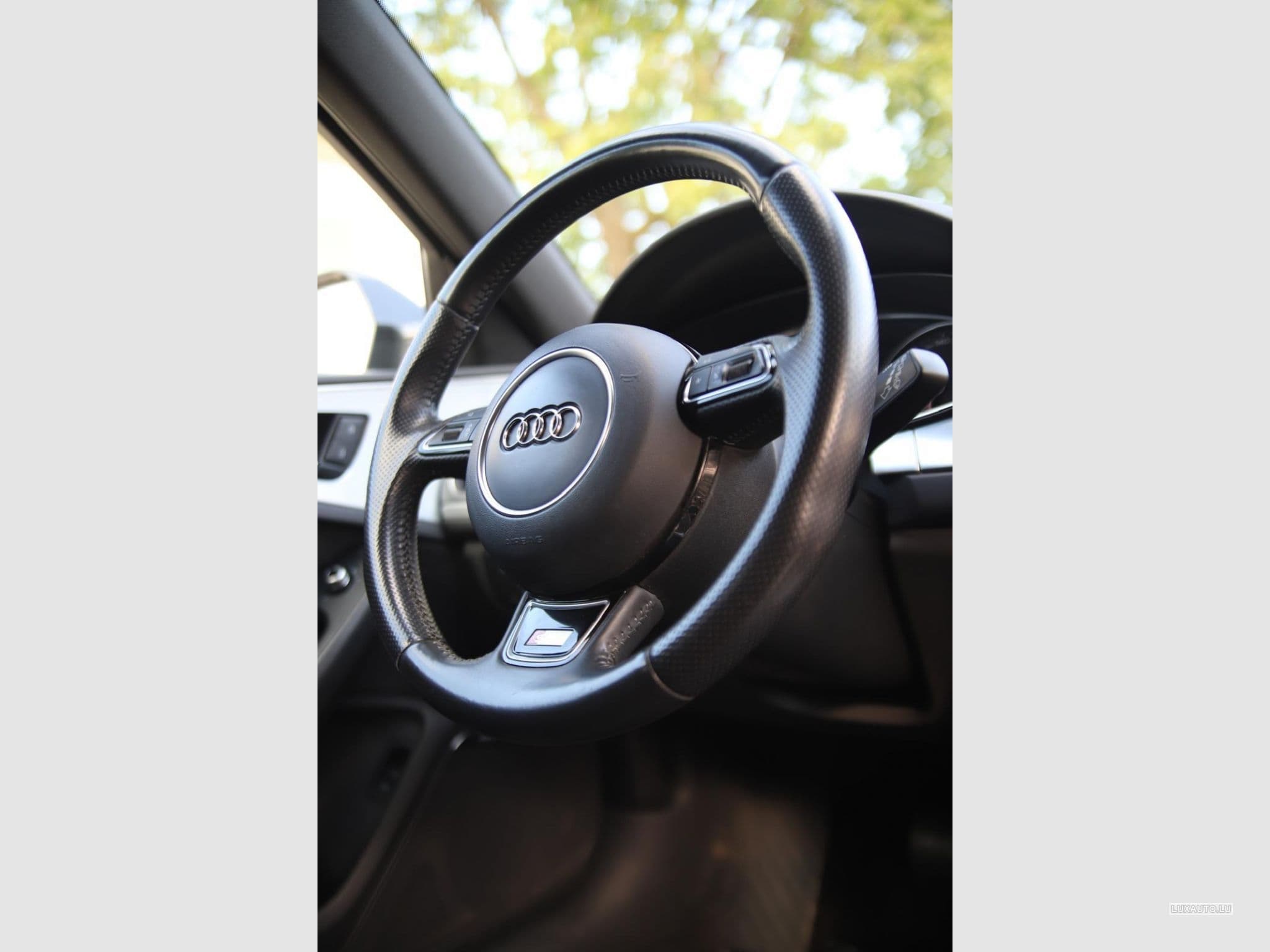 Audi A6 S-Line (2014) - Photo 11