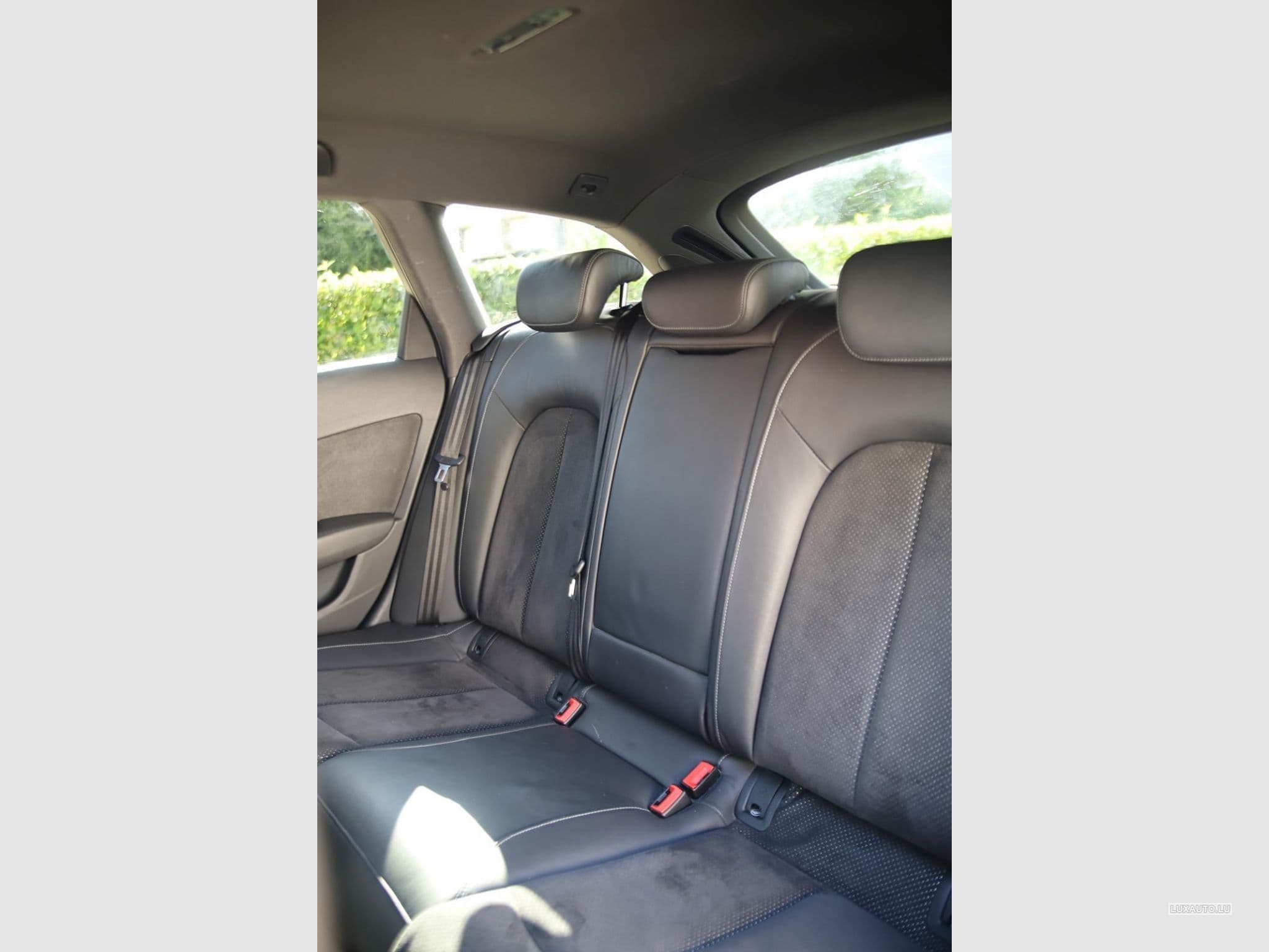 Audi A6 S-Line (2014) - Photo 13