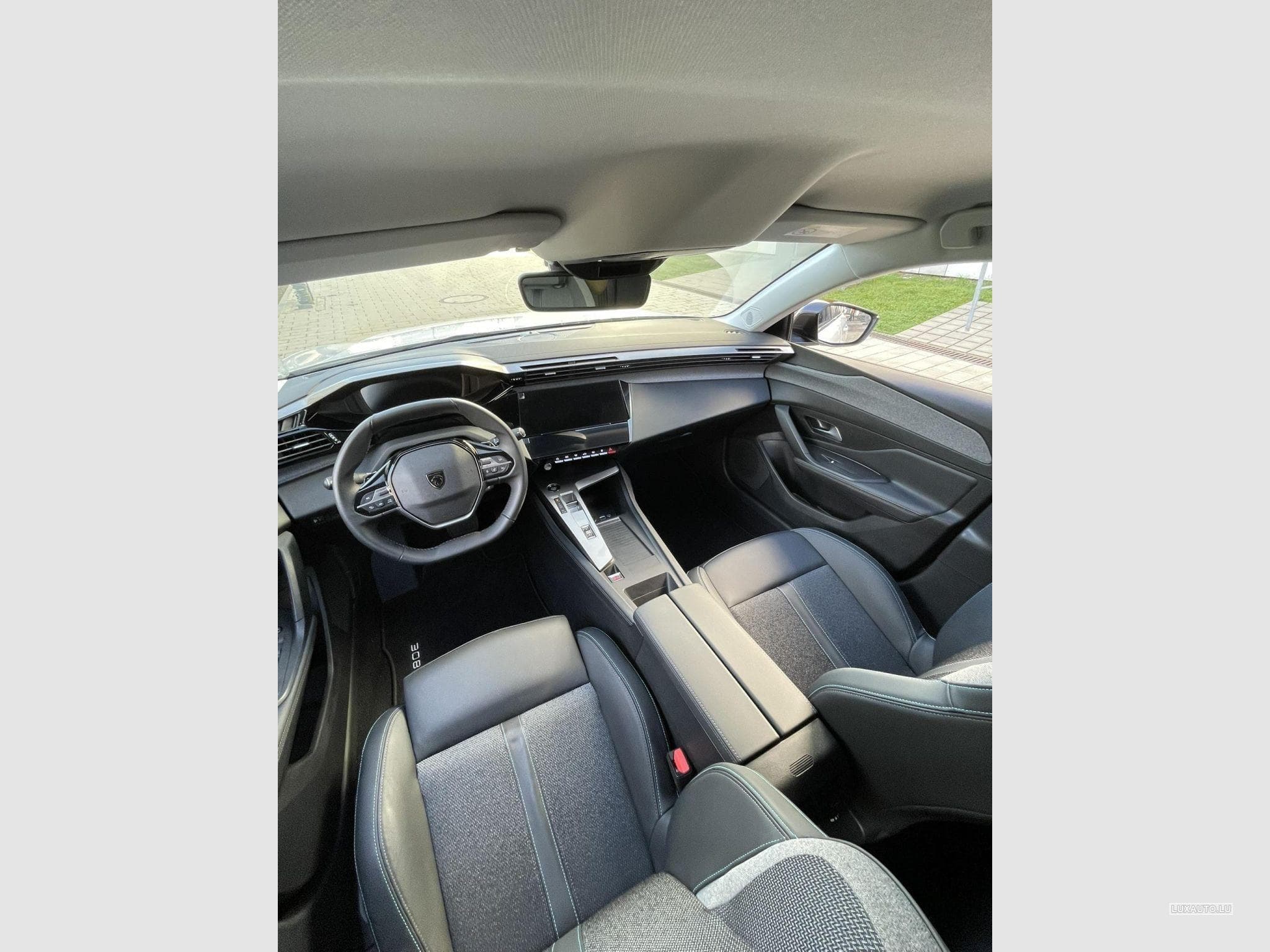 Peugeot 308 Allure (2024) - Foto 9