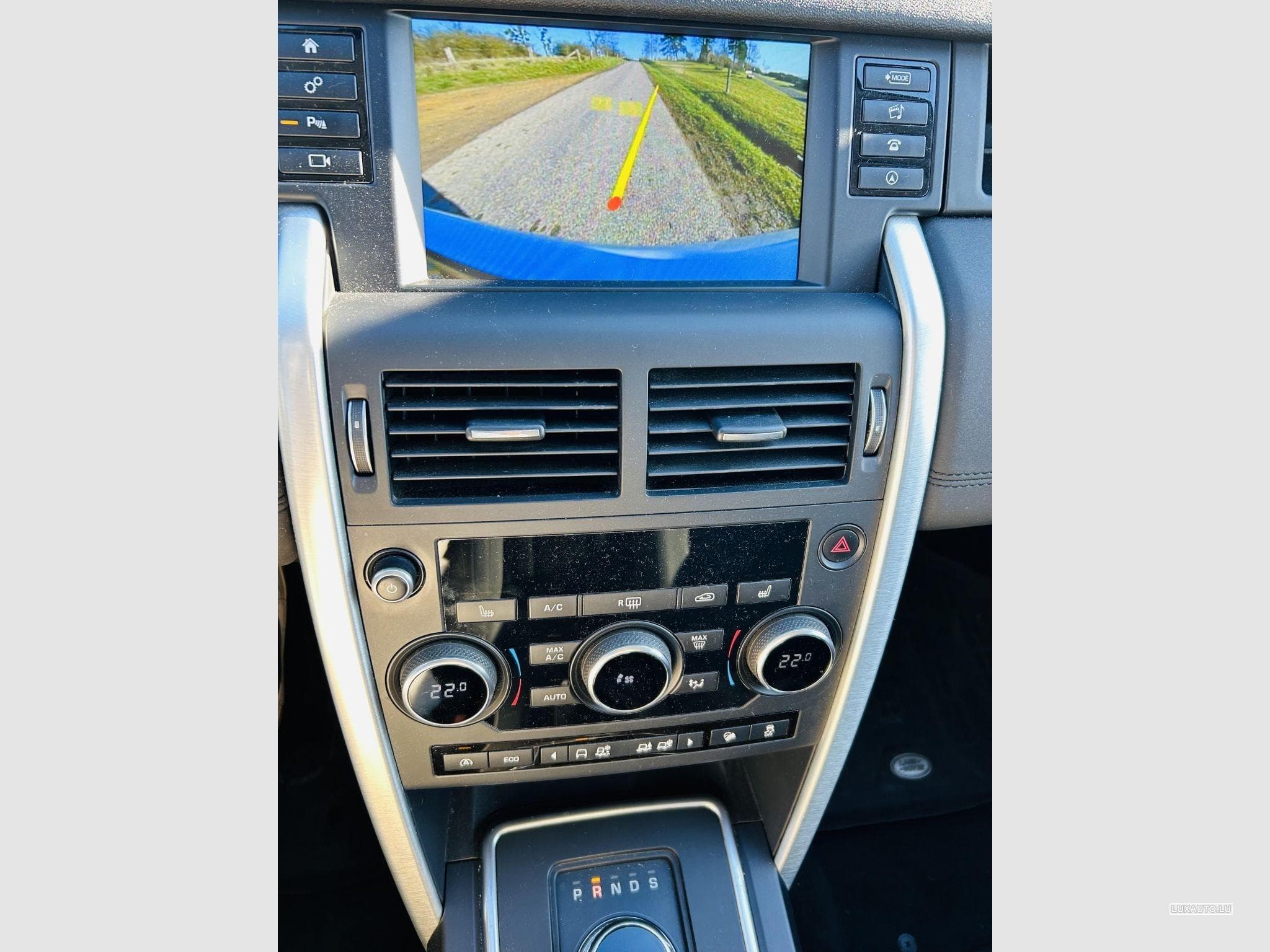 Land-Rover Discovery Sport Sport 4x4 (2017) - Photo 8