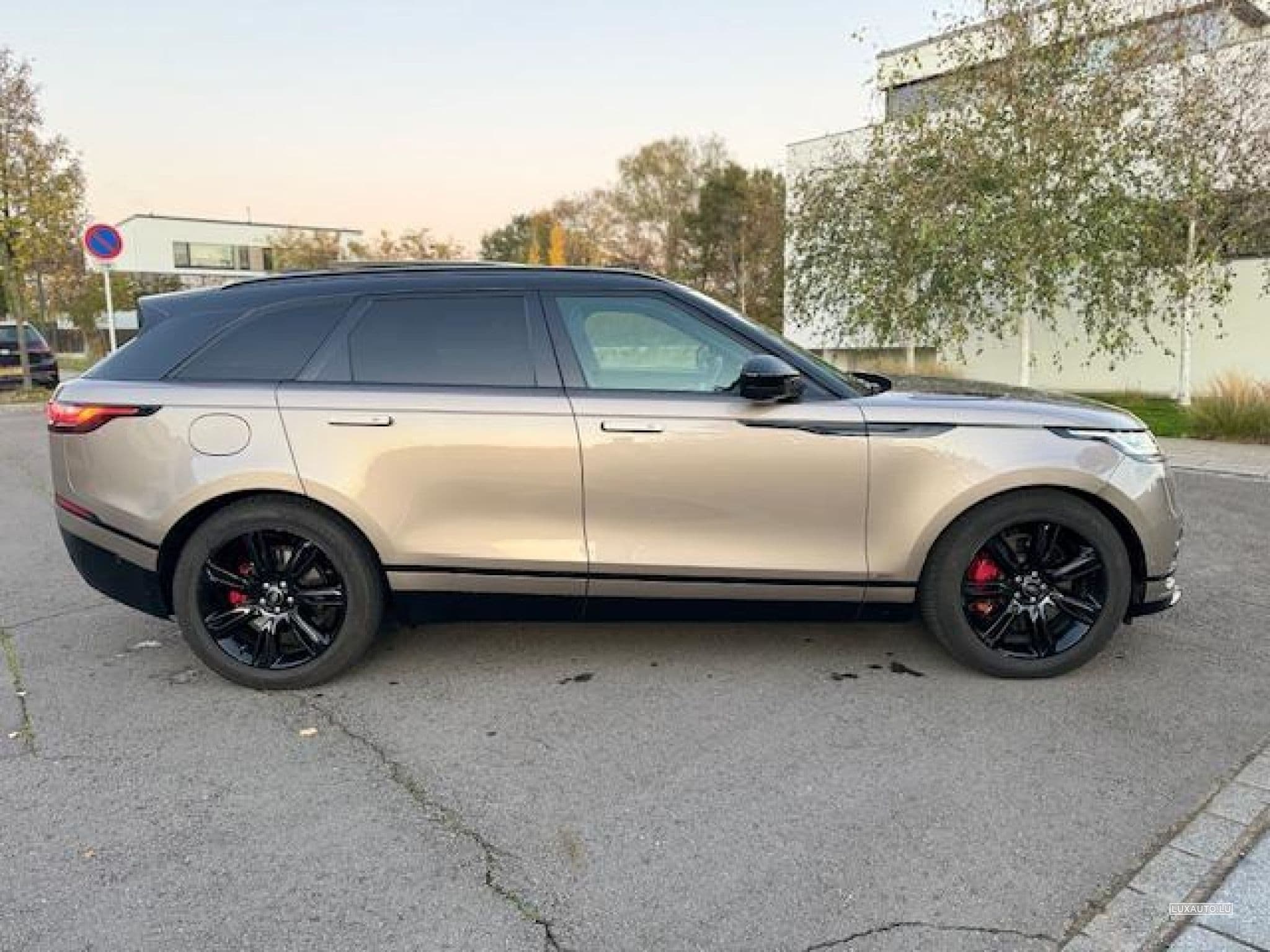 Land-Rover Range Rover Velar R-Dynamic (2021) - Foto 5