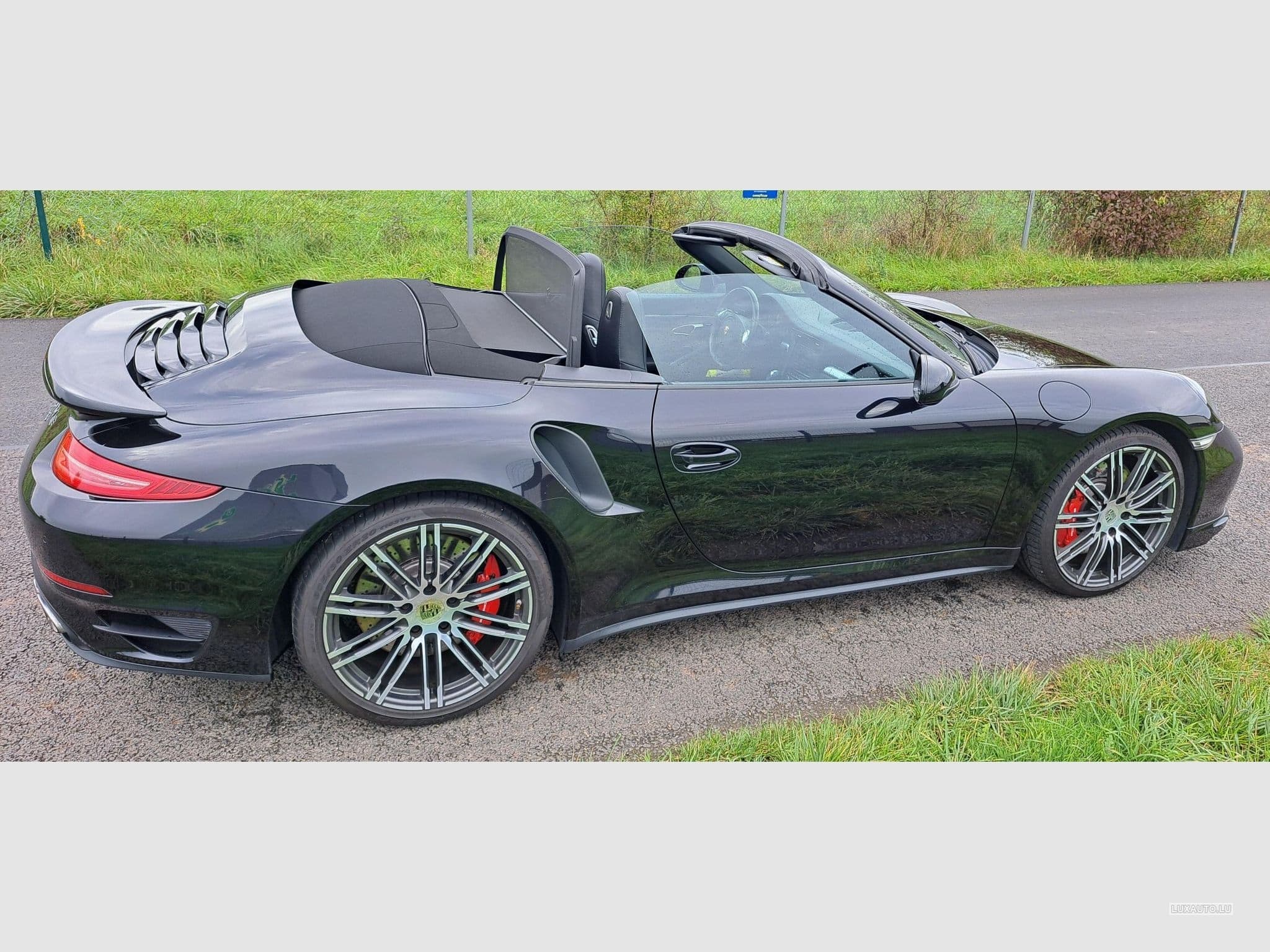 Porsche 911 991.1 Turbo Cabriolet (2015) - Photo 1