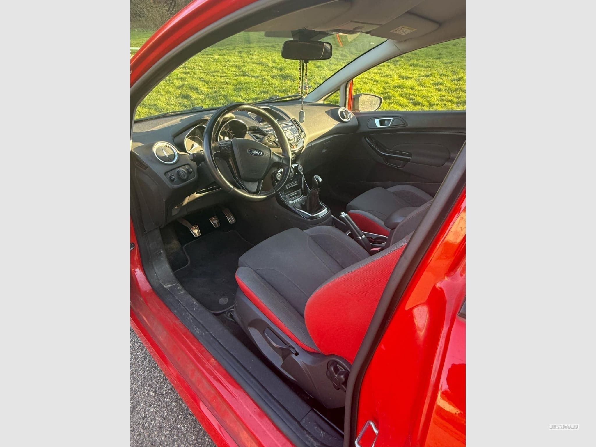 Ford Fiesta Sport redline (2016) - Foto 4