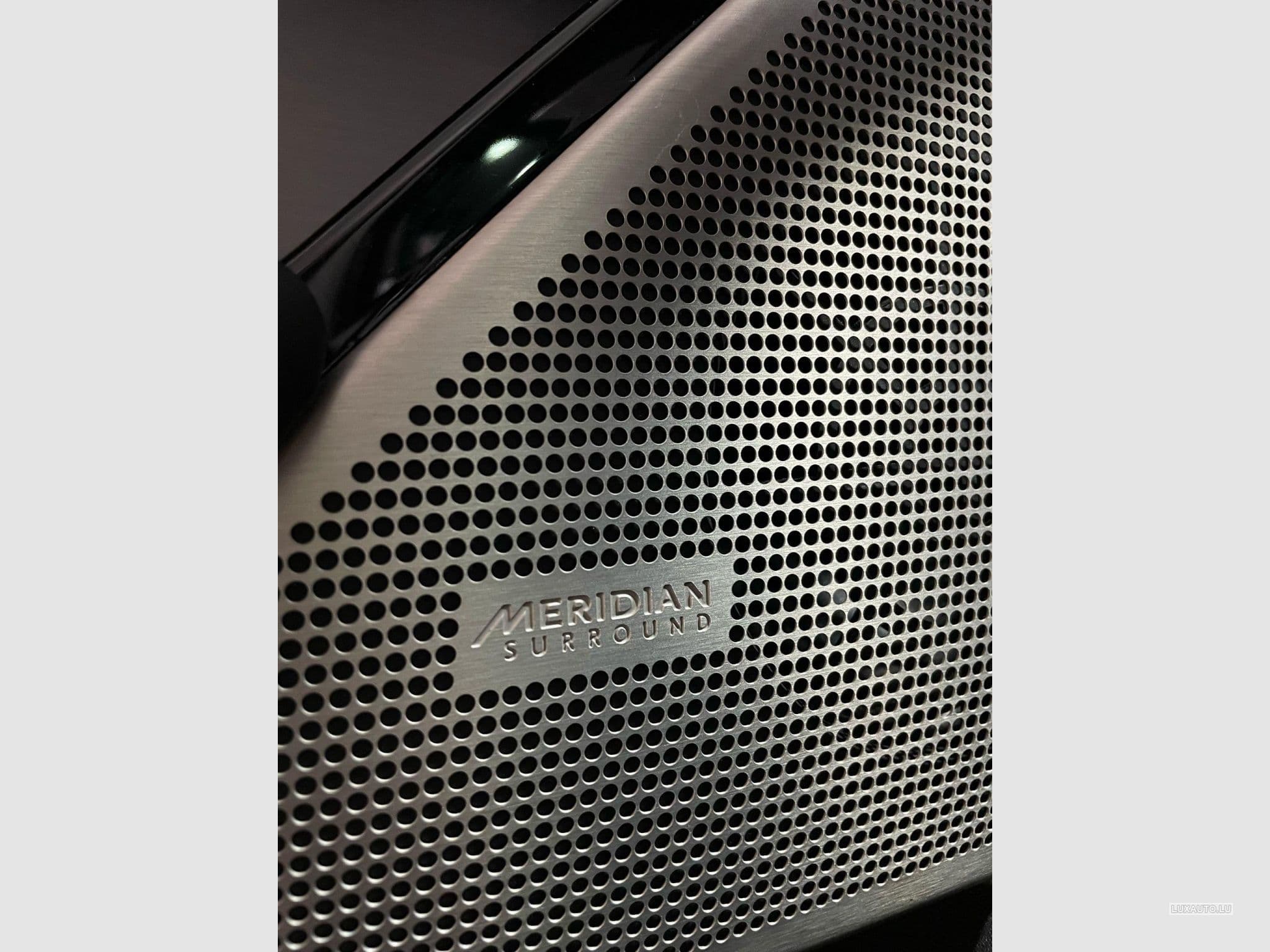 Land-Rover Range Rover Velar SVR (2020) - Foto 13