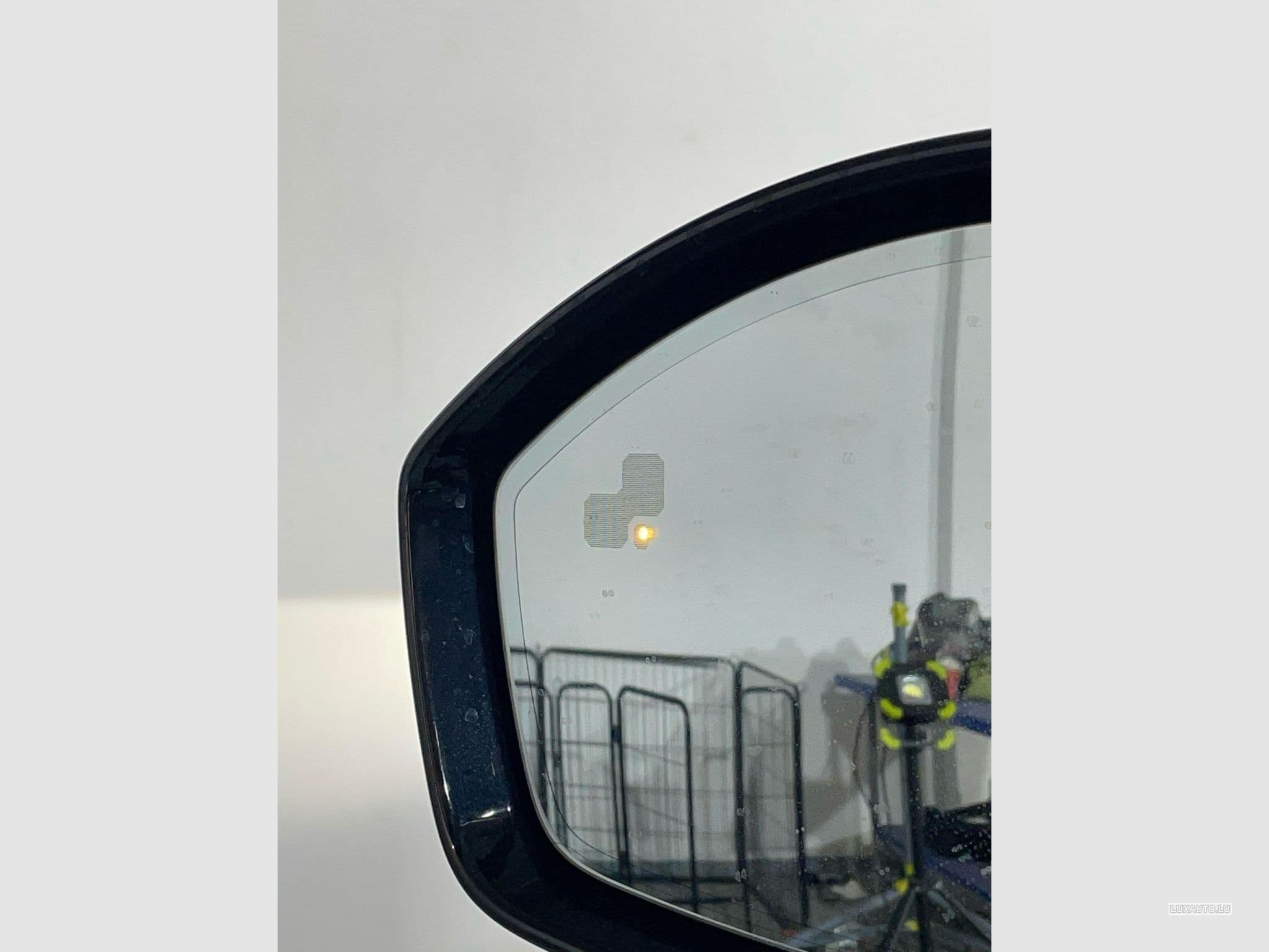 Land-Rover Range Rover Velar SVR (2020) - Foto 14