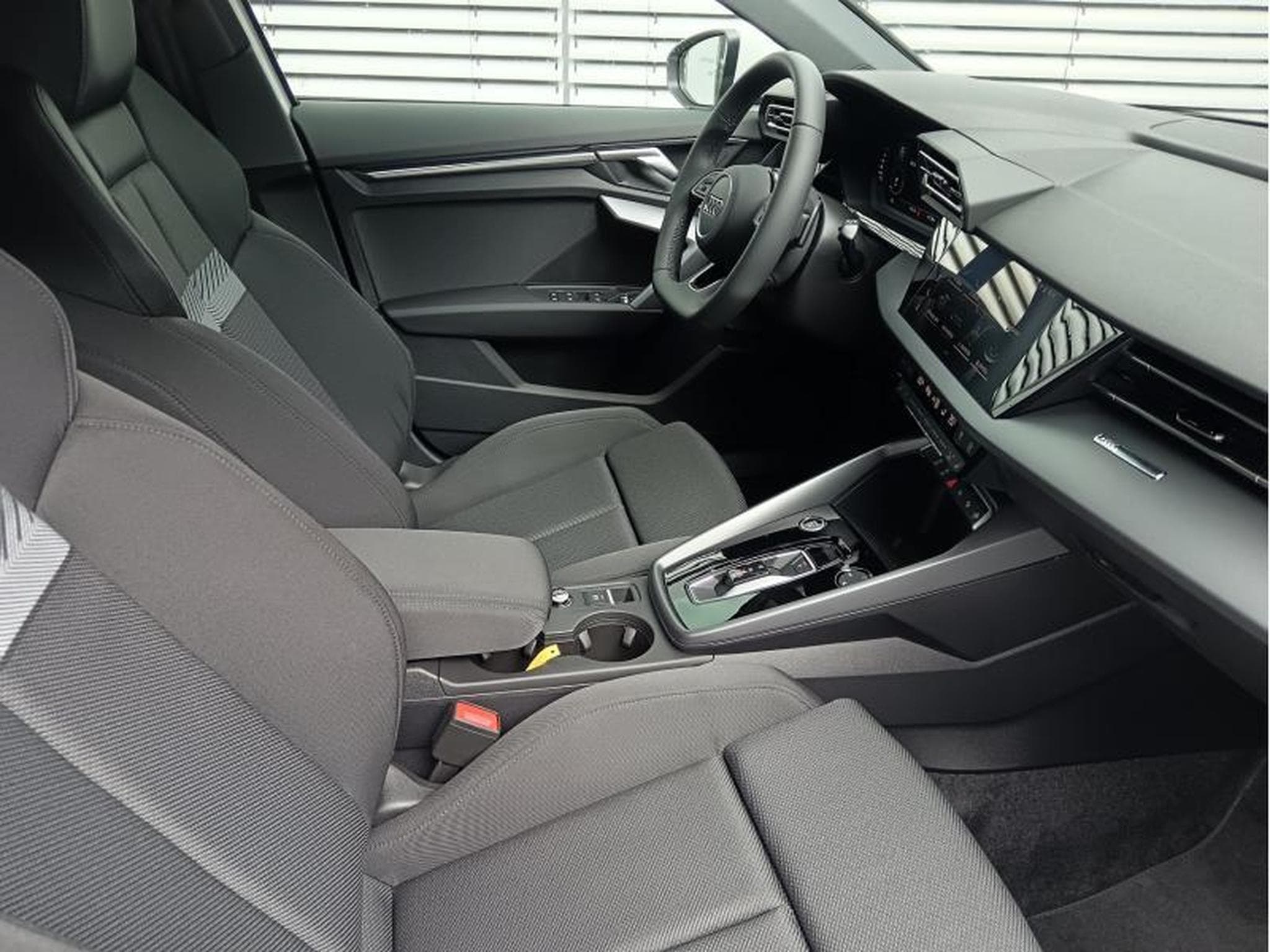 Audi A3 Allstreet 35 TFSI s-tronic (2025) - Photo 10