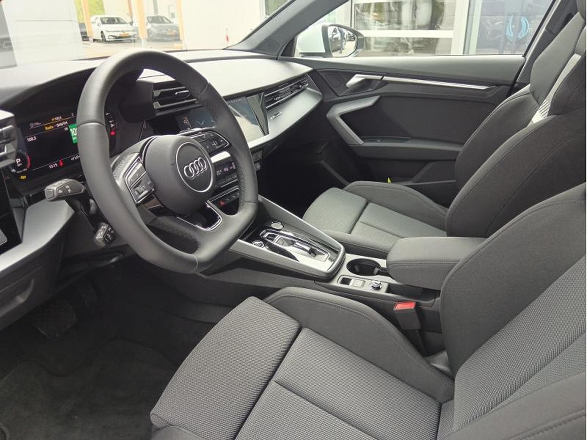 Audi A3 Allstreet 35 TFSI s-tronic (2025) - Photo 9