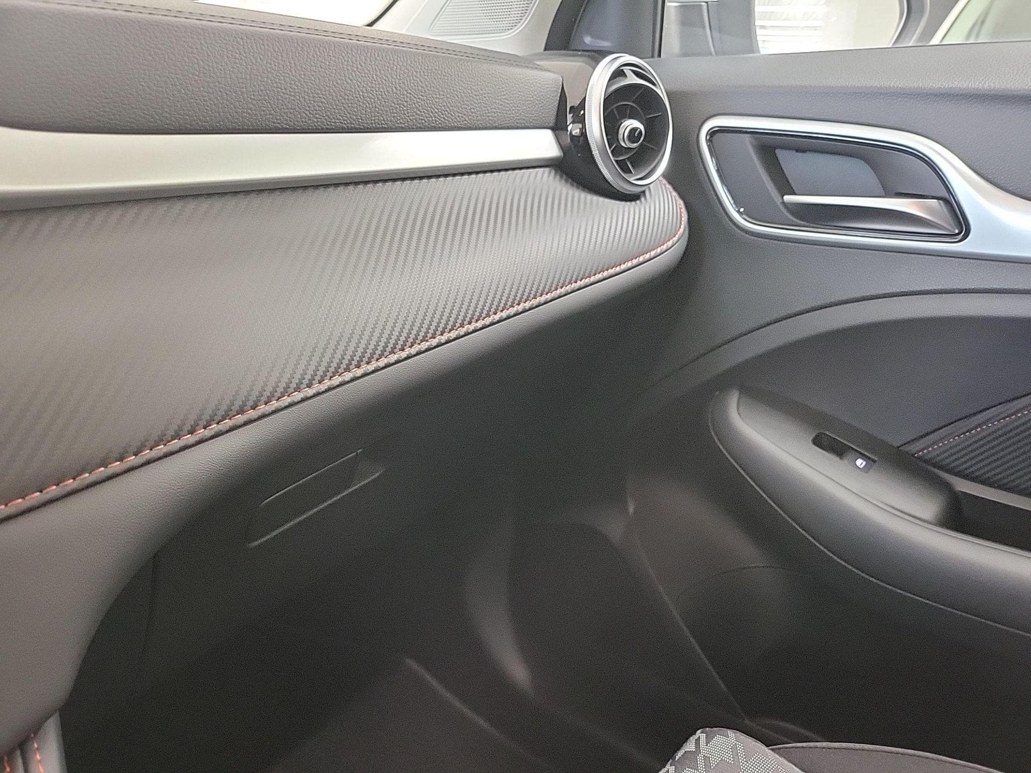 MG ZS COMFORT (2023) - Photo 9