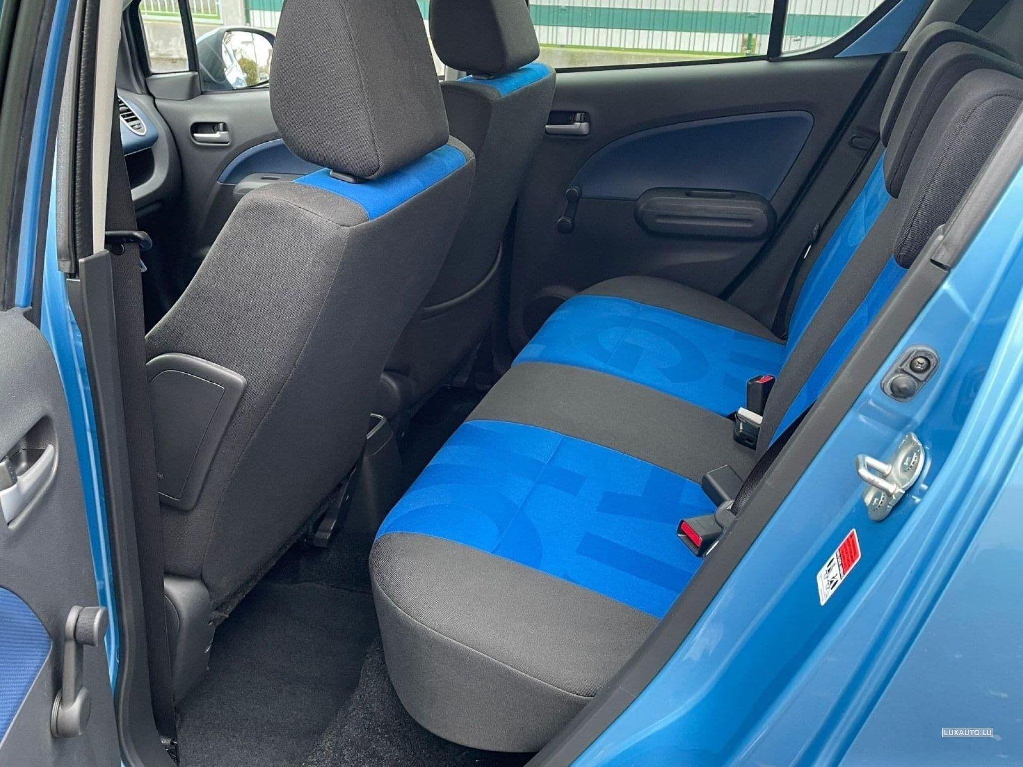 Opel Agila (2009) - Foto 7