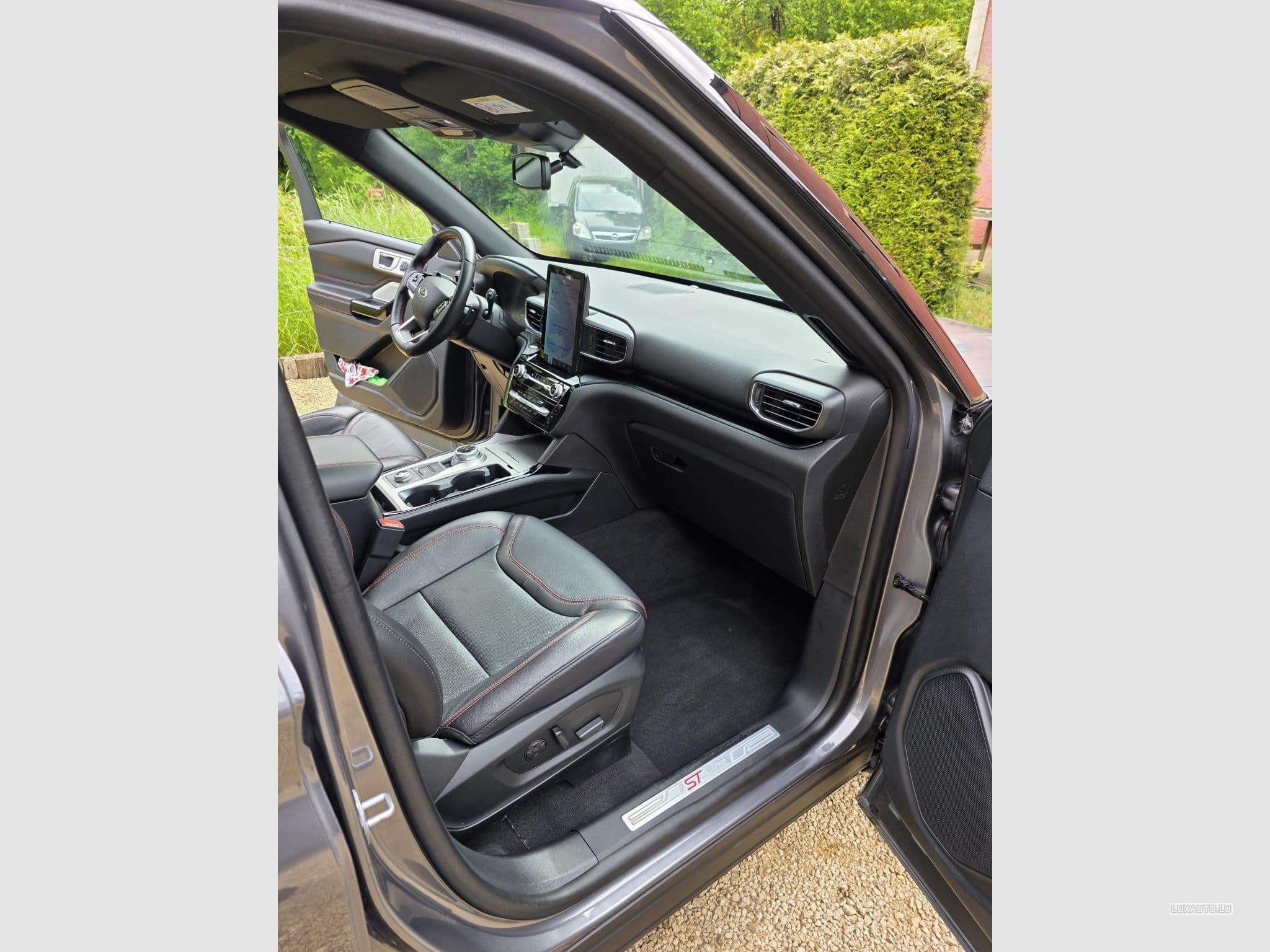 Ford Explorer St line (2022) - Photo 7