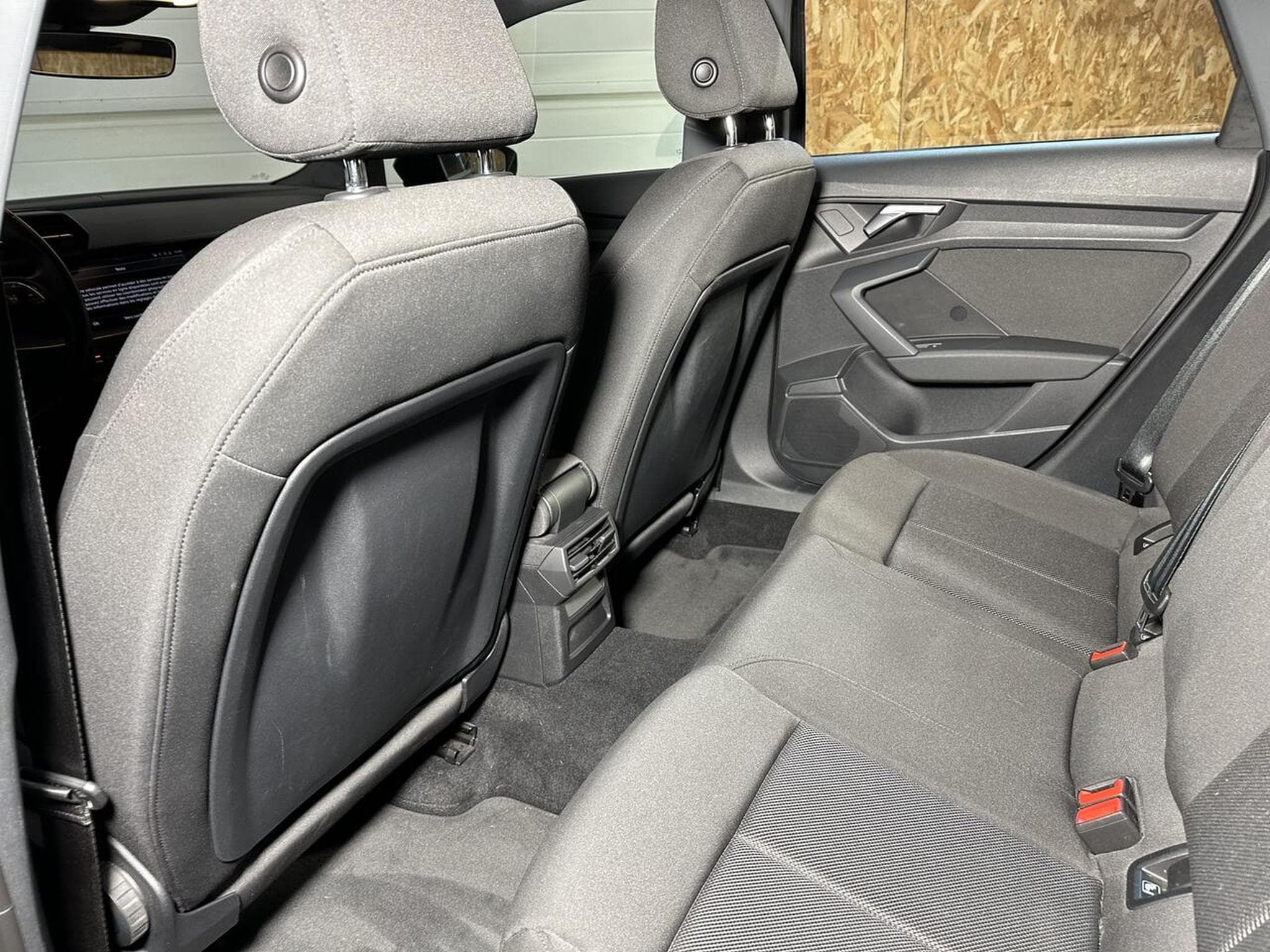 Audi A3 SPORTBACK 35 TDI 150 S-TRONIC BUSINESS GPS (2020) - Photo 10