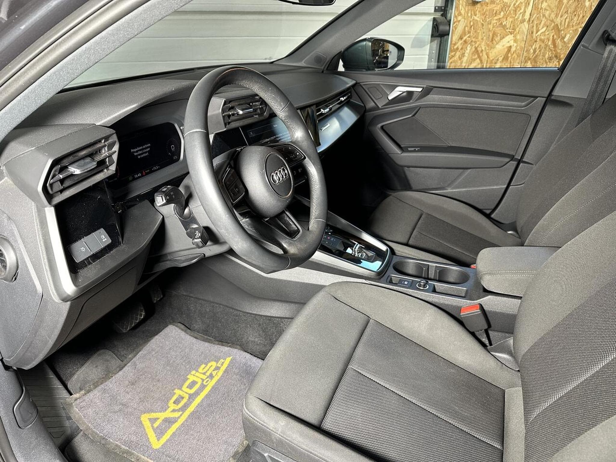 Audi A3 SPORTBACK 35 TDI 150 S-TRONIC BUSINESS GPS (2020) - Photo 8