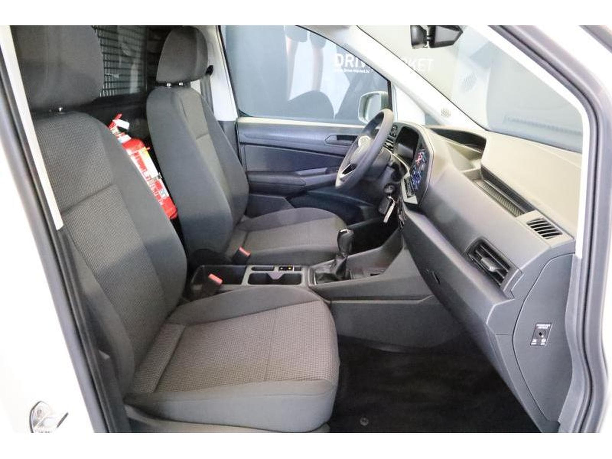 VW Caddy V Fourgon (2025) - Photo 11