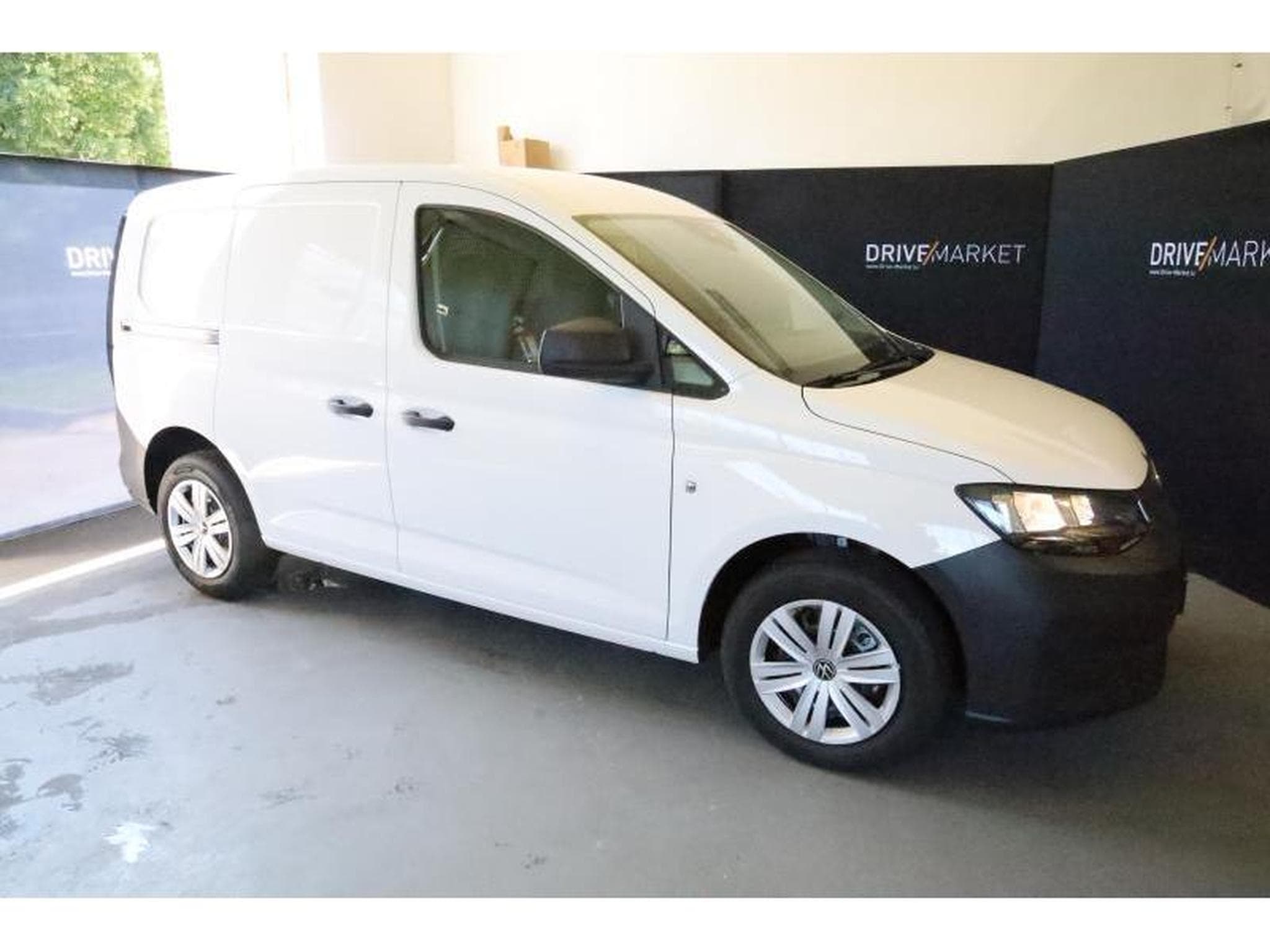 VW Caddy V Fourgon (2025) - Photo 14