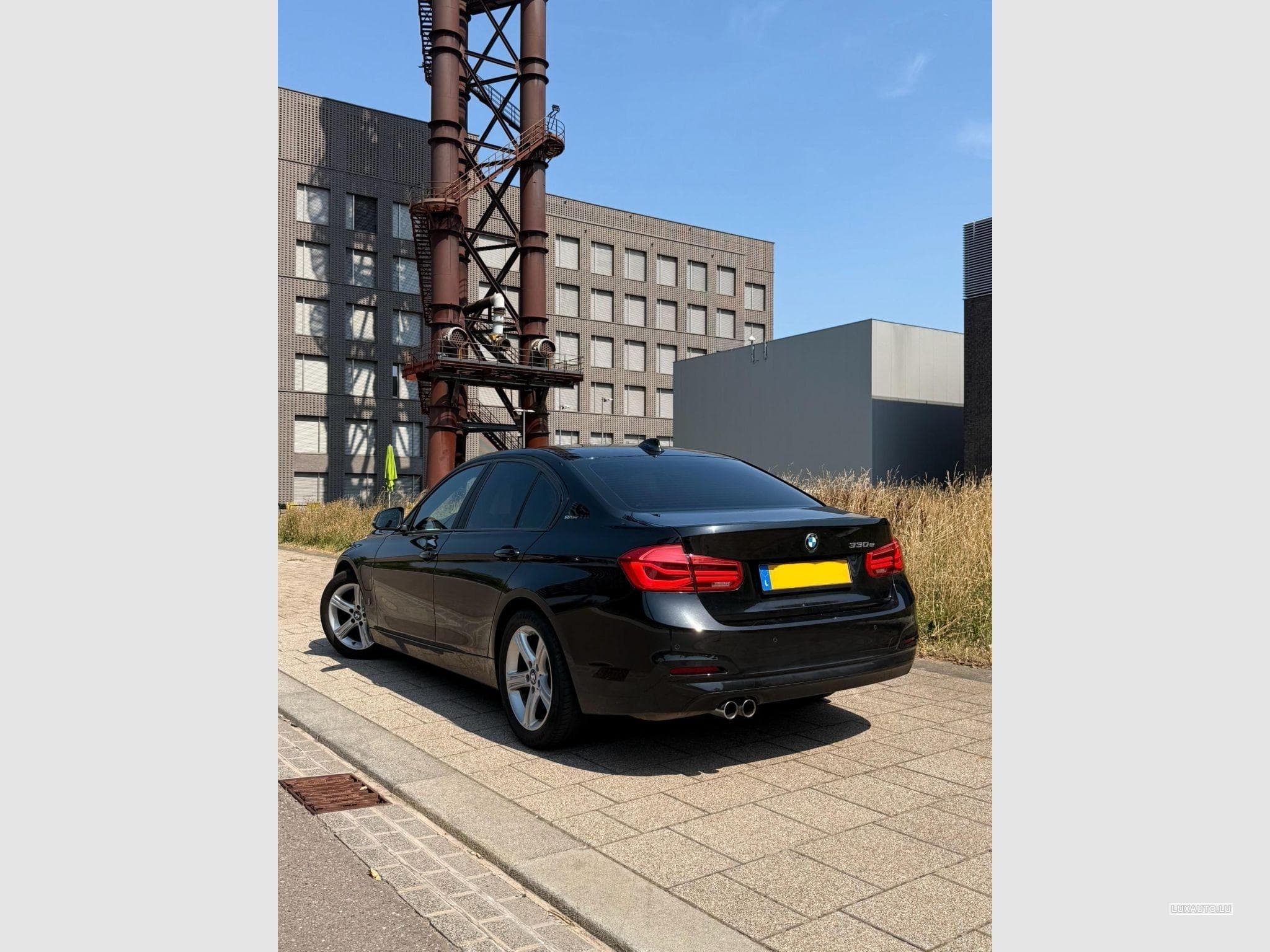 BMW 330 iPerfomance Lounge Plus (2018) - Photo 2
