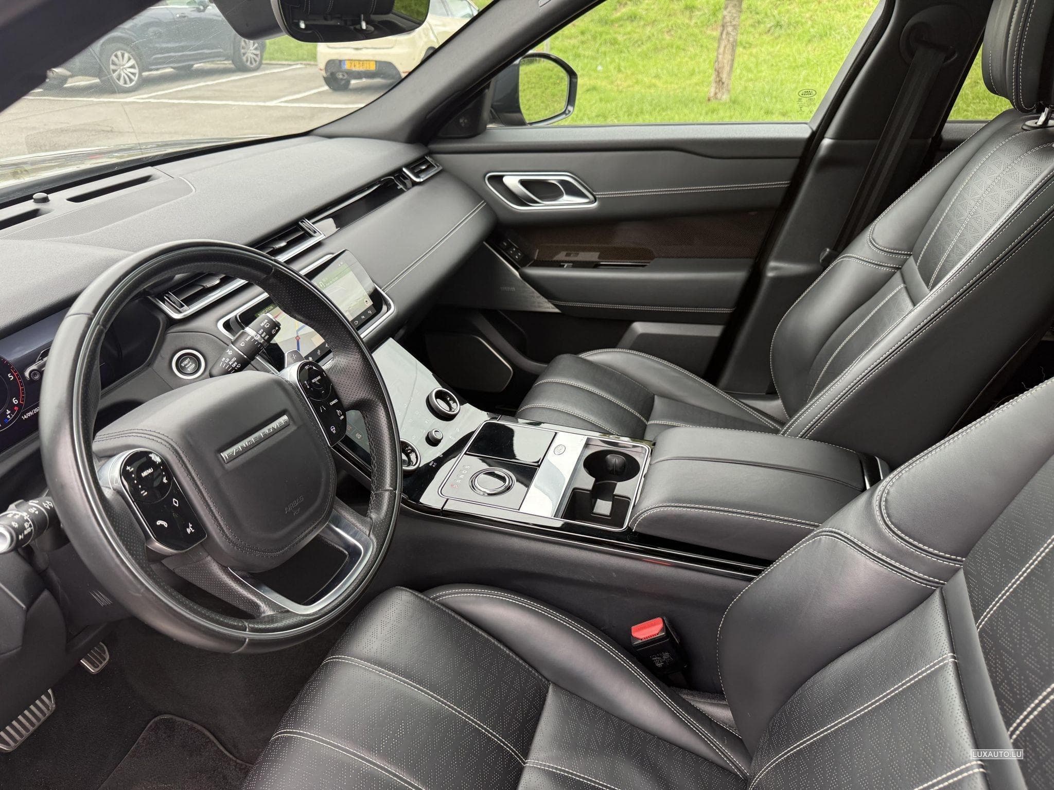 Land-Rover Range Rover Velar D300 R-Dynamic HSE (2020) - Photo 3