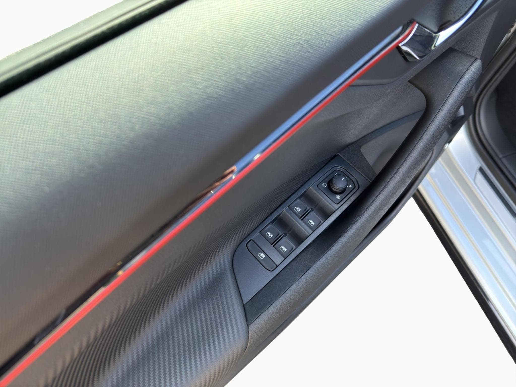 Skoda Scala Monte Carlo (2025) - Foto 17