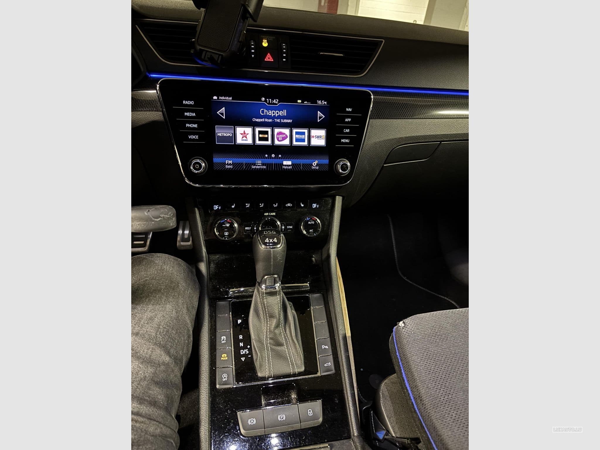 Skoda Superb Sportline (2017) - Photo 6